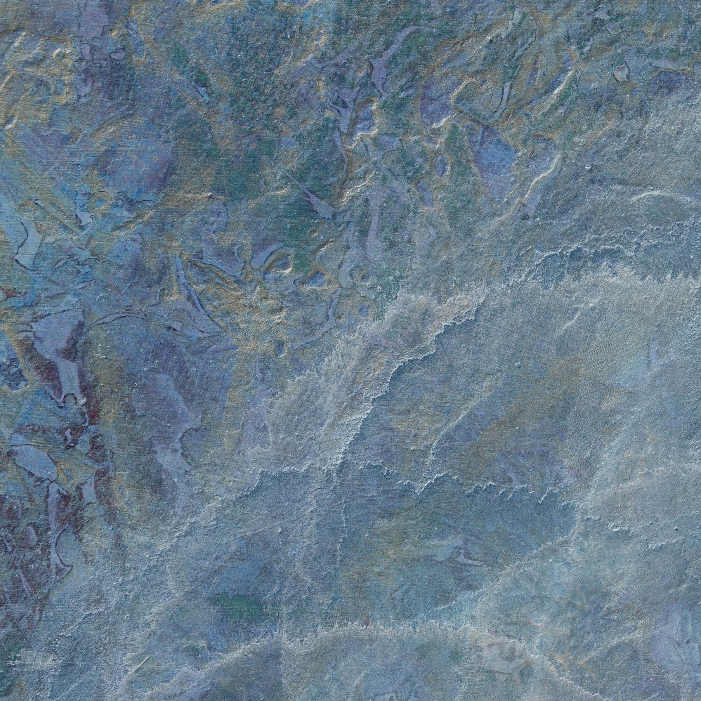 'Cocilliana II', Modern Iridescent Acrylic Wedgewood Blue Geometric Painting (Grau), Abstract Painting, von Roger Mudre