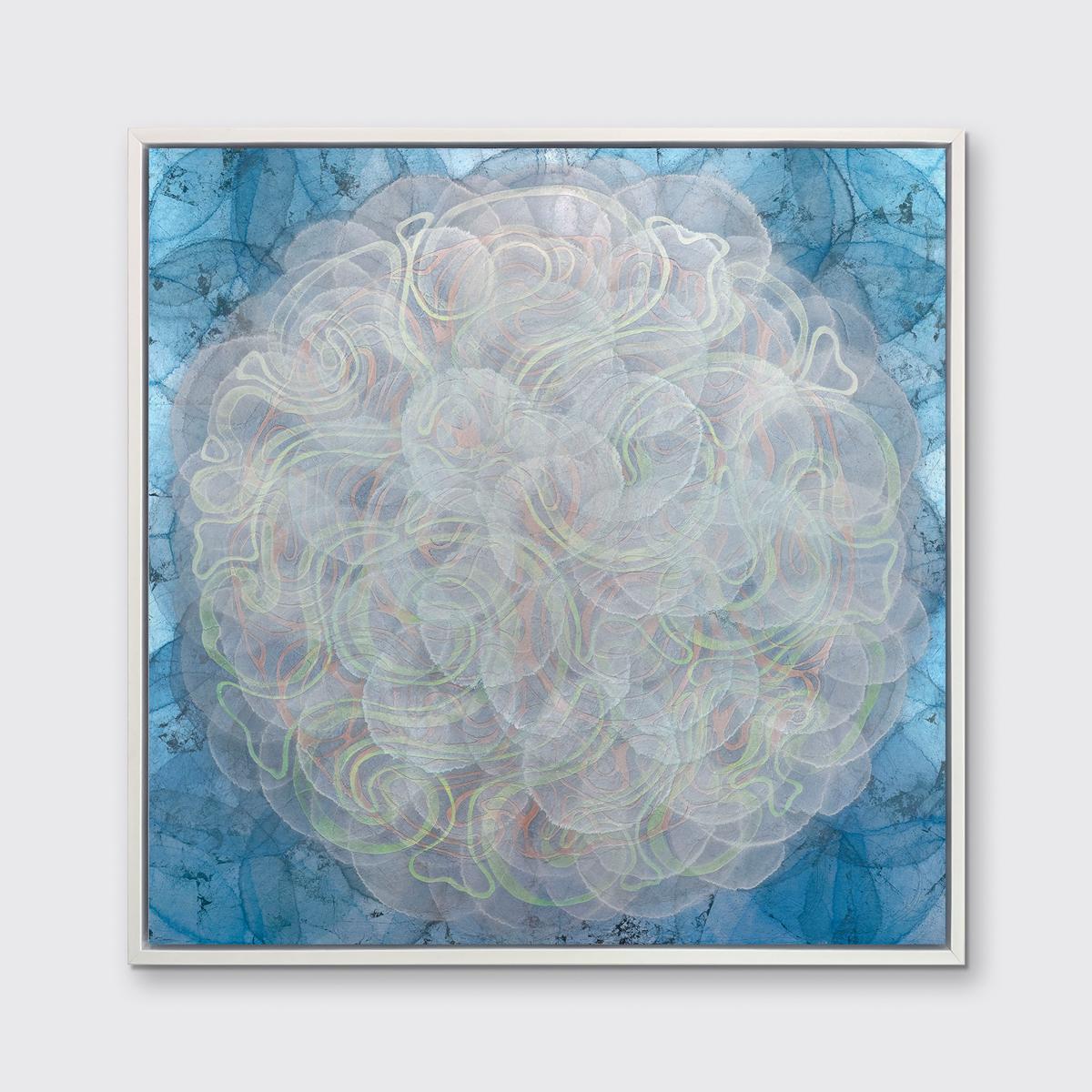 Esta impresión abstracta geométrica en edición limitada de Roger Mudre presenta una gran forma circular en el centro de la composición, compuesta por remolinos de líneas verdes, naranjas y blancas plateadas, y un frío perímetro azul. 

Esta Edición