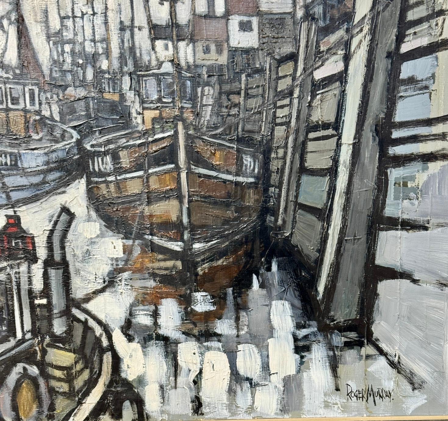 The Modern British Impressionist view of Whitby Harbor with the boats moored (vue impressionniste moderne du port de Whitby avec les bateaux amarrés) - Moderne Painting par Roger Murray