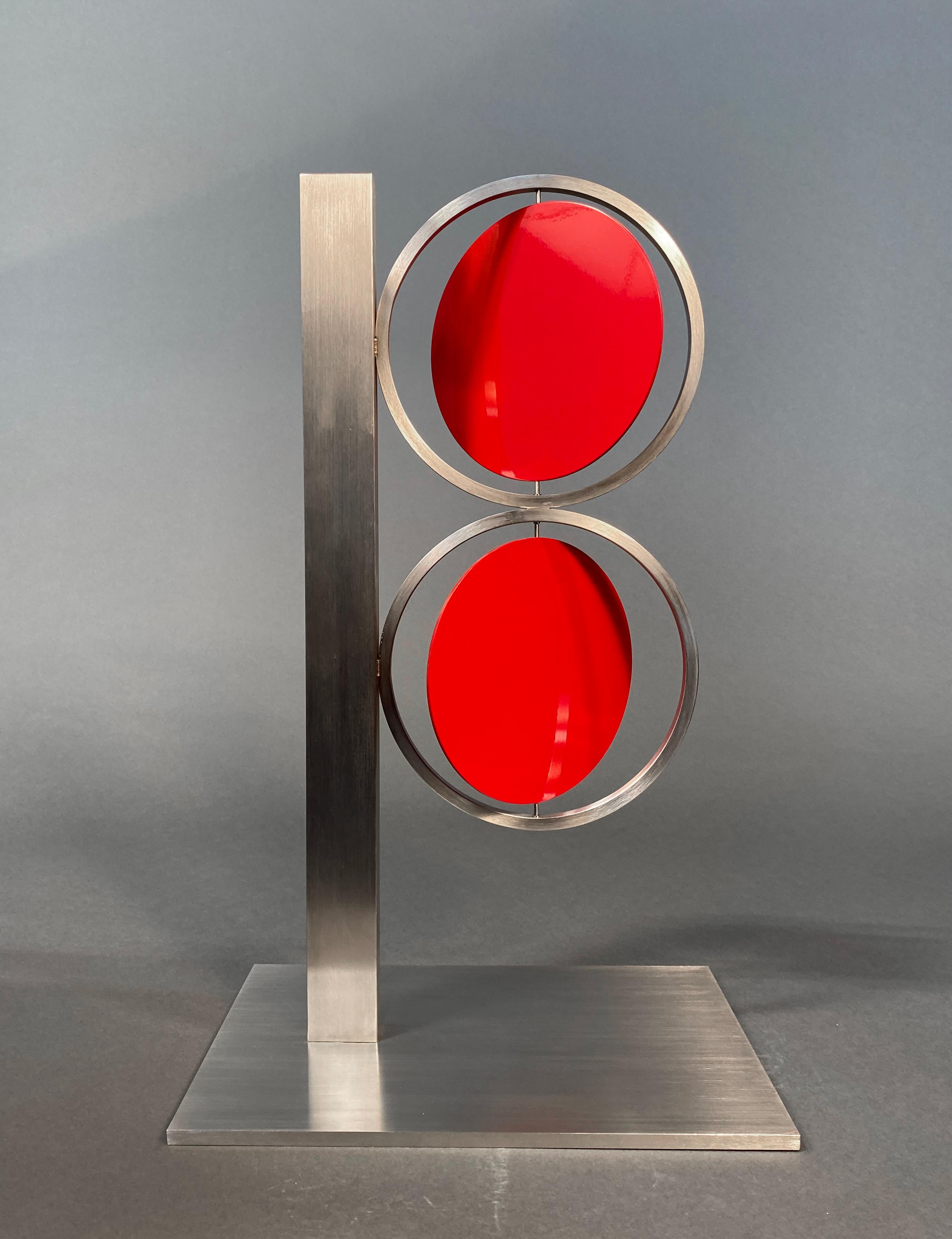 24 inch Red Figure Eight on Column - Gray Abstract Sculpture by Roger Phillips