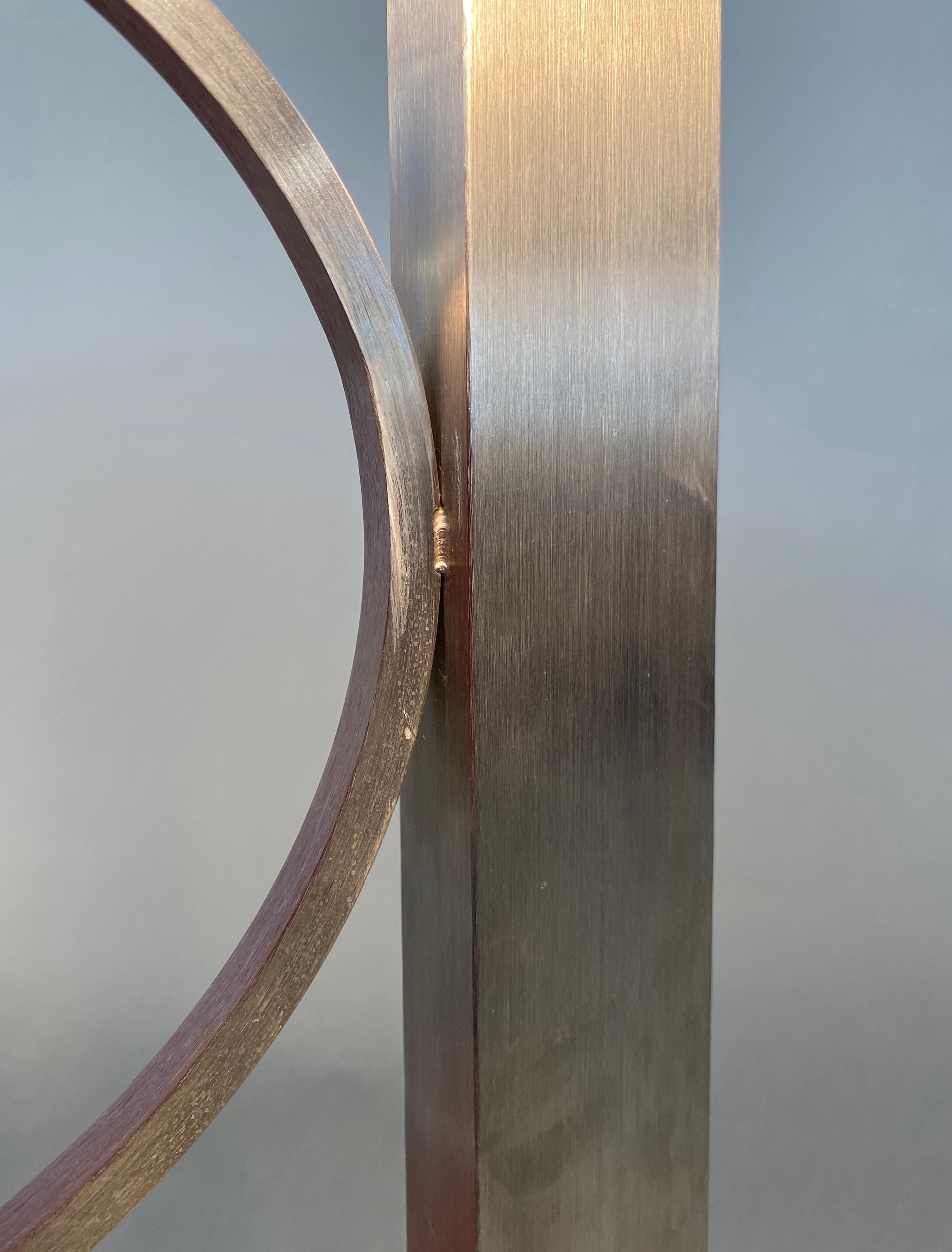 24 inch Red Figure Eight on Column For Sale 1