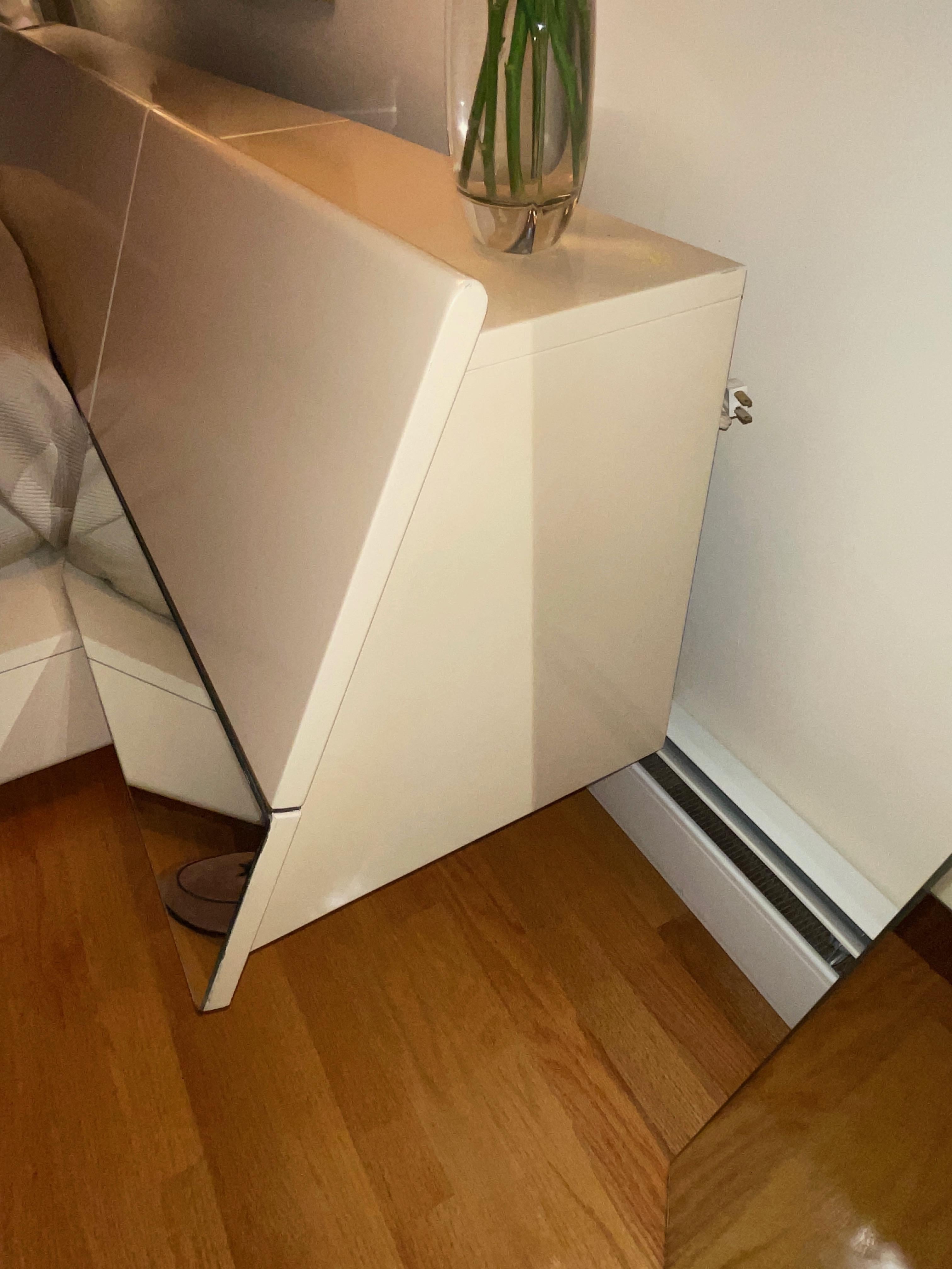 Cama Lacada Roger Rougier - Queen Vidrio en venta