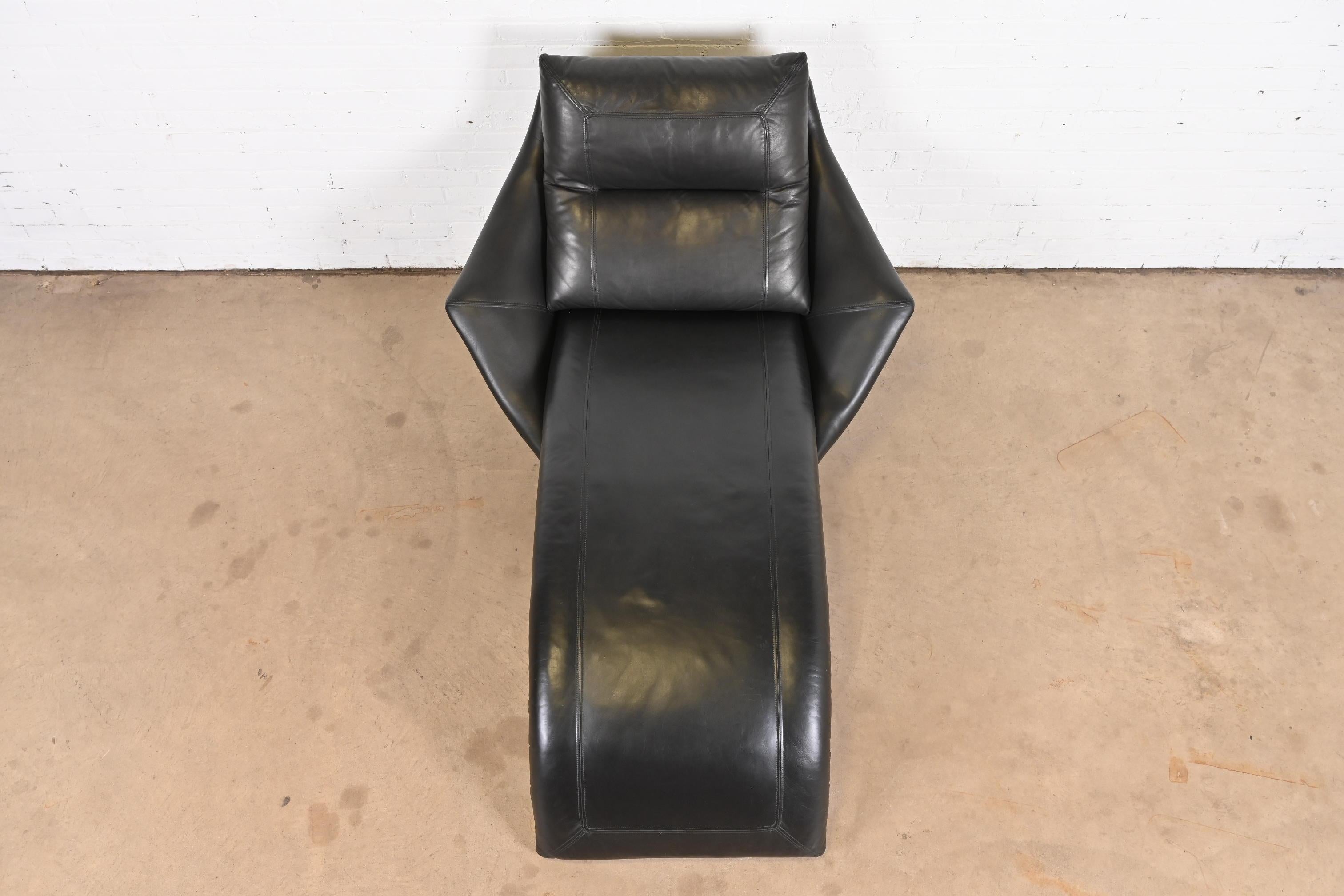 Roger Rougier Modern Black Leather Chaise Lounge For Sale 3