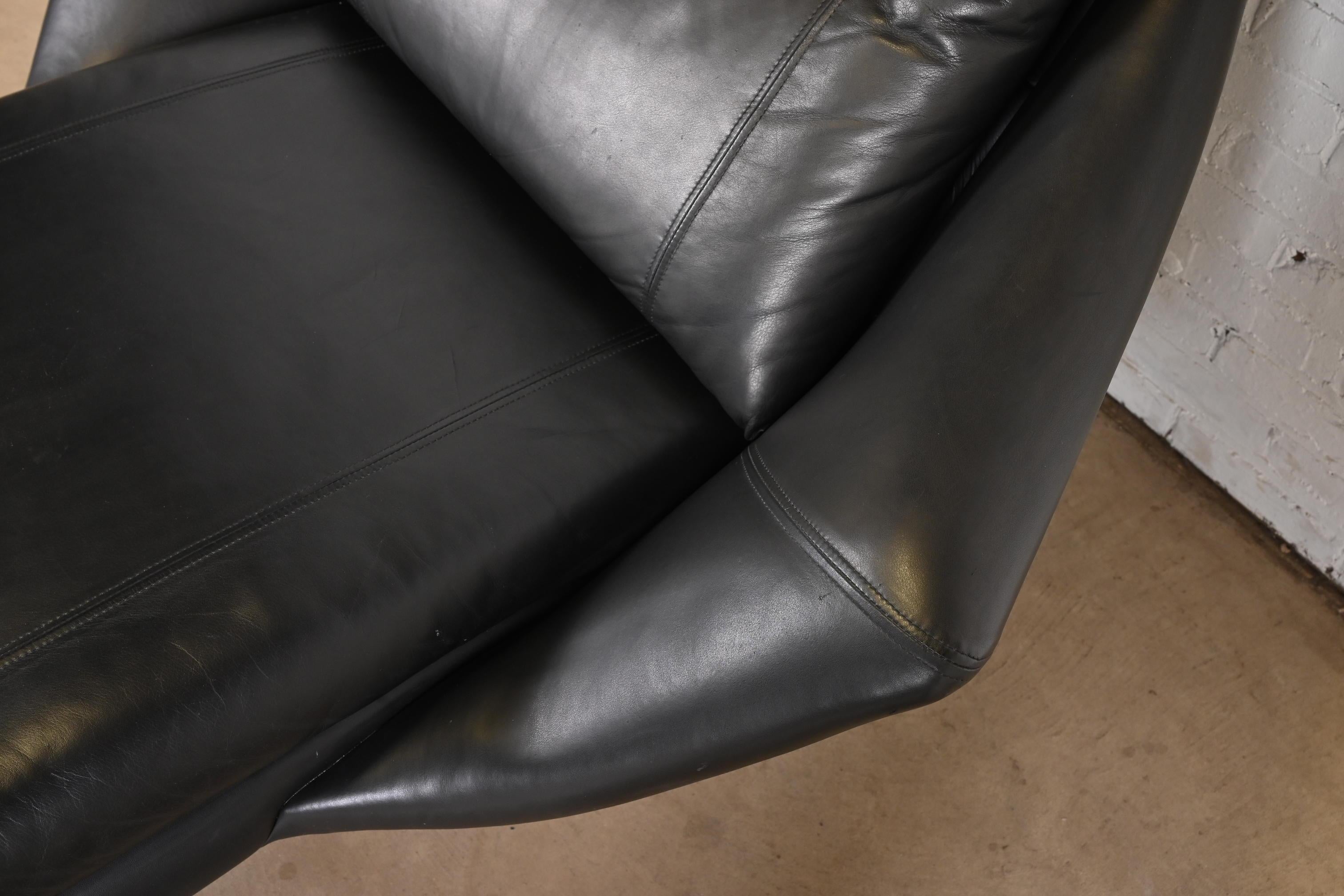 Roger Rougier Modern Black Leather Chaise Lounge For Sale 5