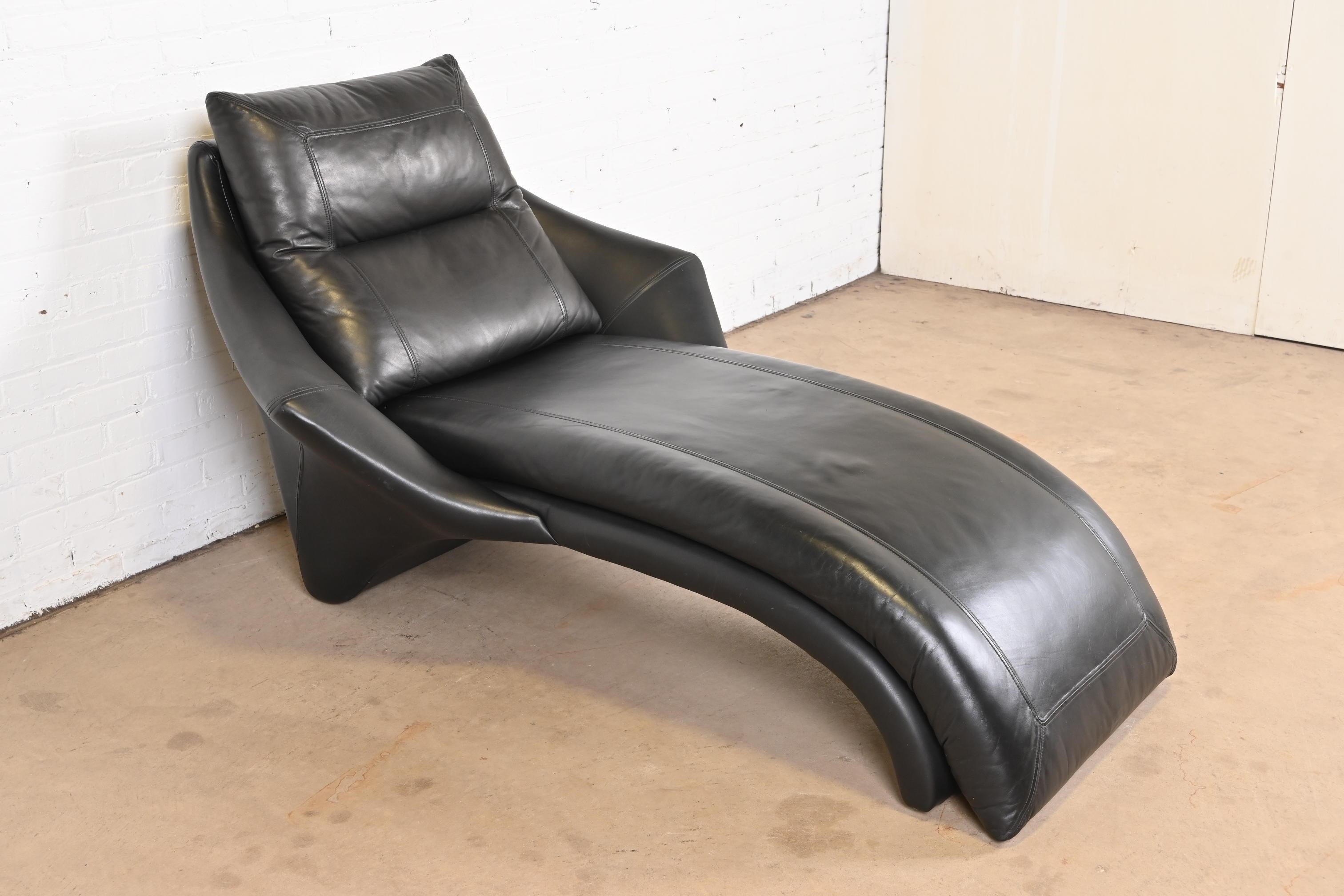 Roger Rougier Modern Black Leather Chaise Lounge In Good Condition For Sale In South Bend, IN
