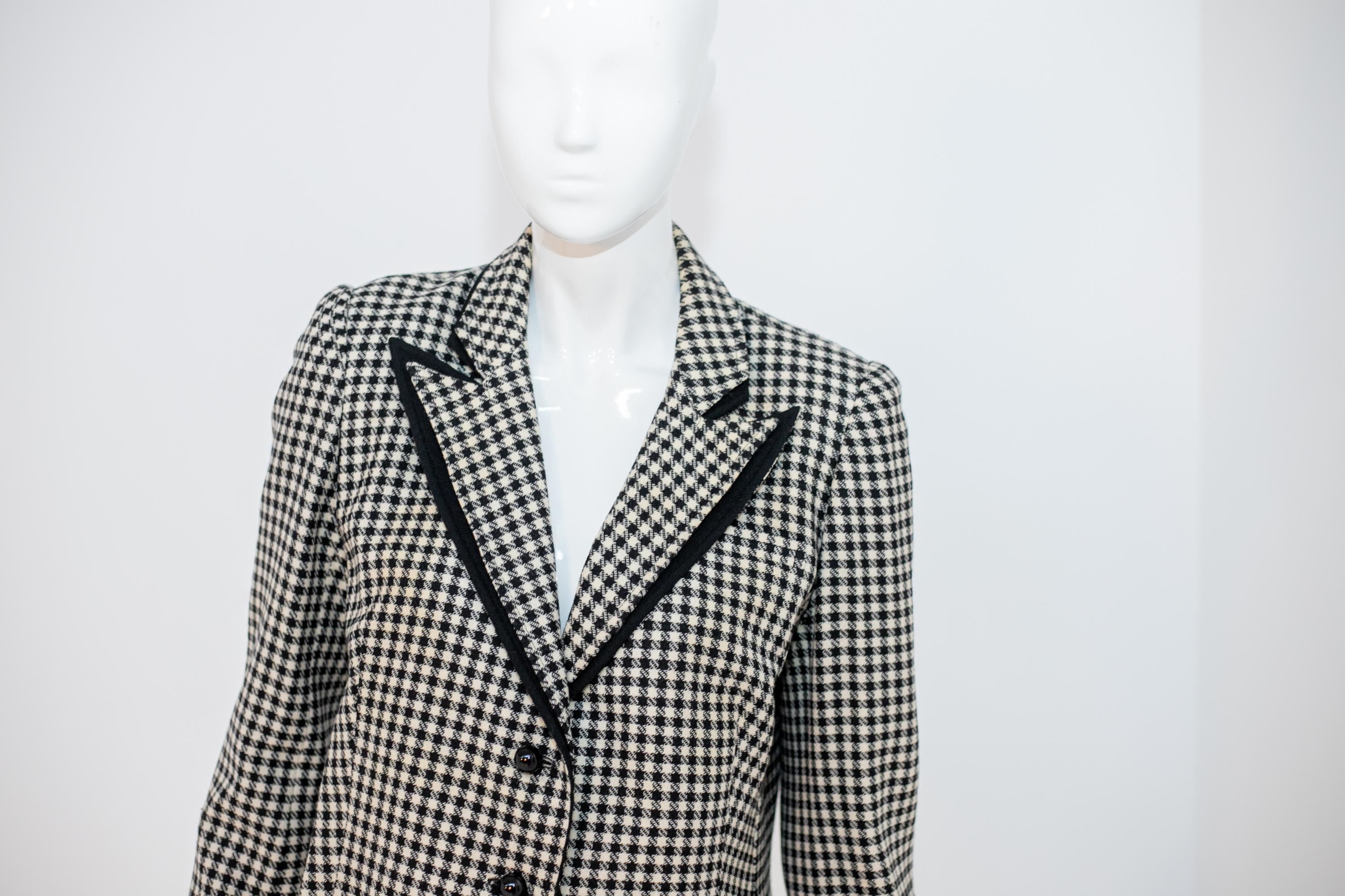 Roger Sabous Houndstooth Wool Vintage Blazer In Good Condition For Sale In Milano, IT