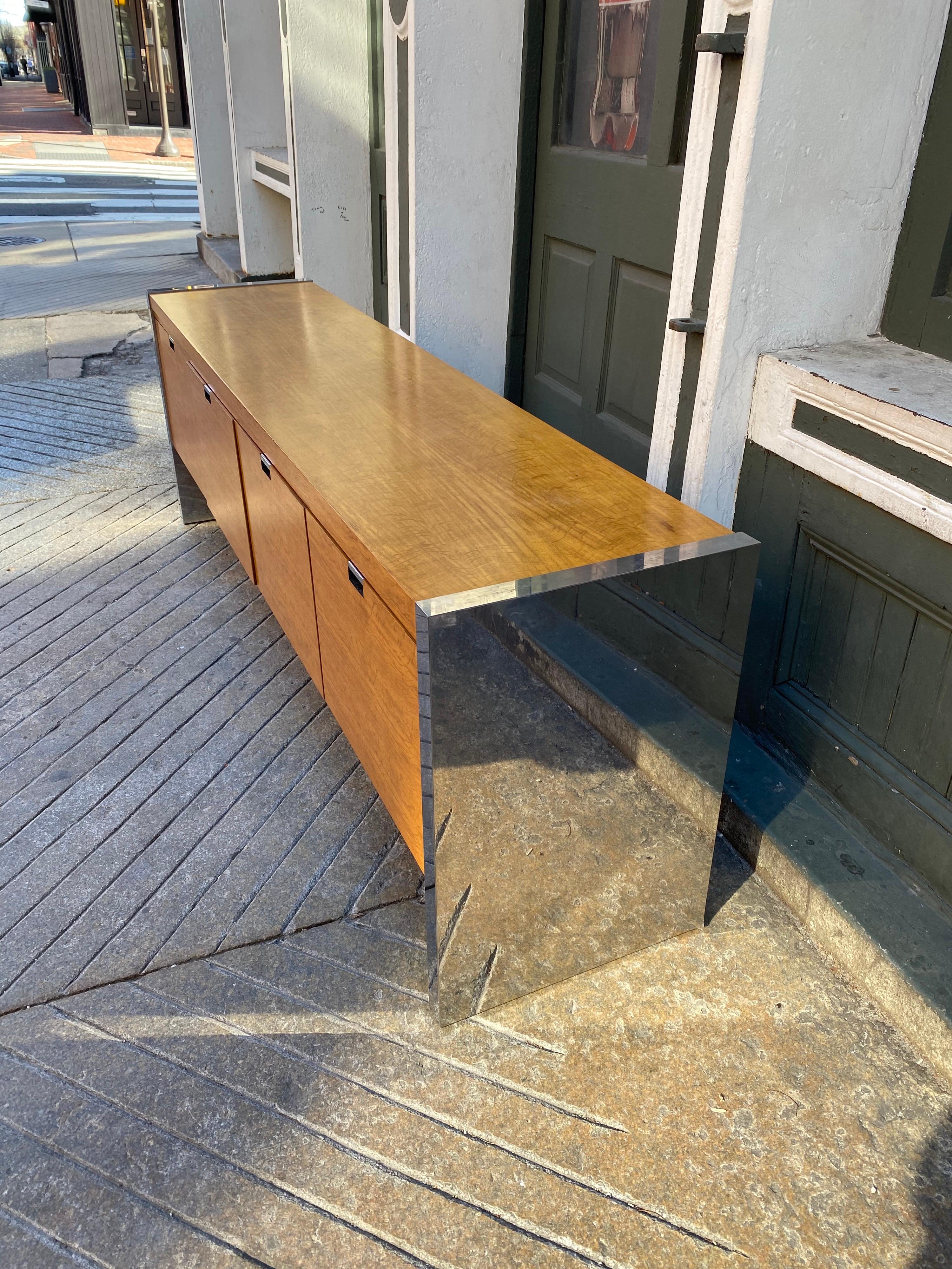 Roger Sprunger for Dunbar Credenza In Good Condition In Philadelphia, PA