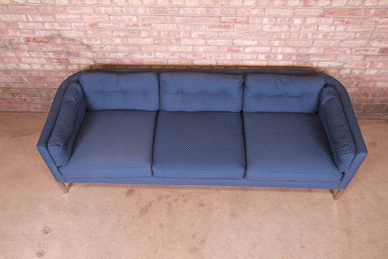 Upholstery Roger Sprunger for Dunbar Curved Back Sofa, 1970s For Sale