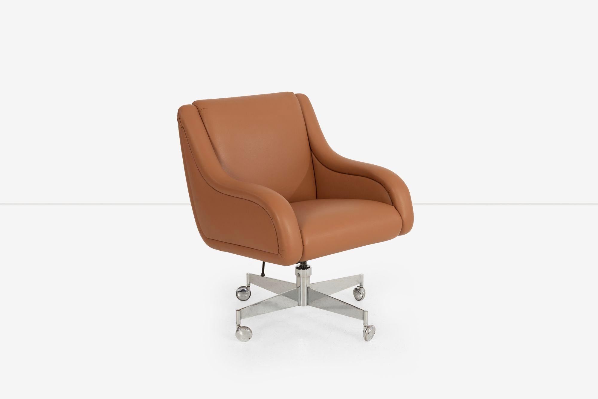 Mid-Century Modern Roger Sprunger for Dunbar Desk Chair For Sale