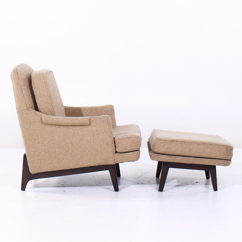 Roger Sprunger para Dunbar Silla de salón y otomana de mediados de siglo Tapicería en venta