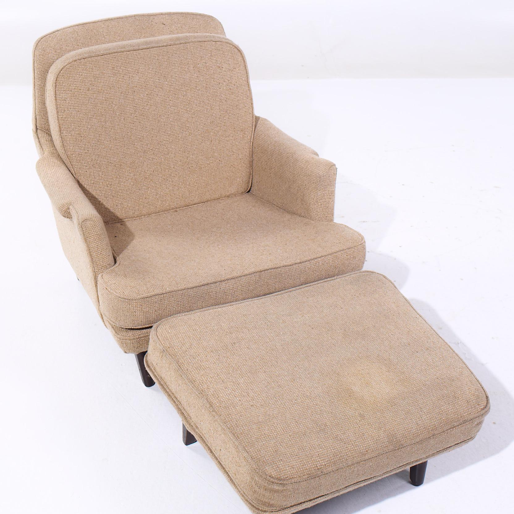 Roger Sprunger para Dunbar Silla de salón y otomana de mediados de siglo en venta 2