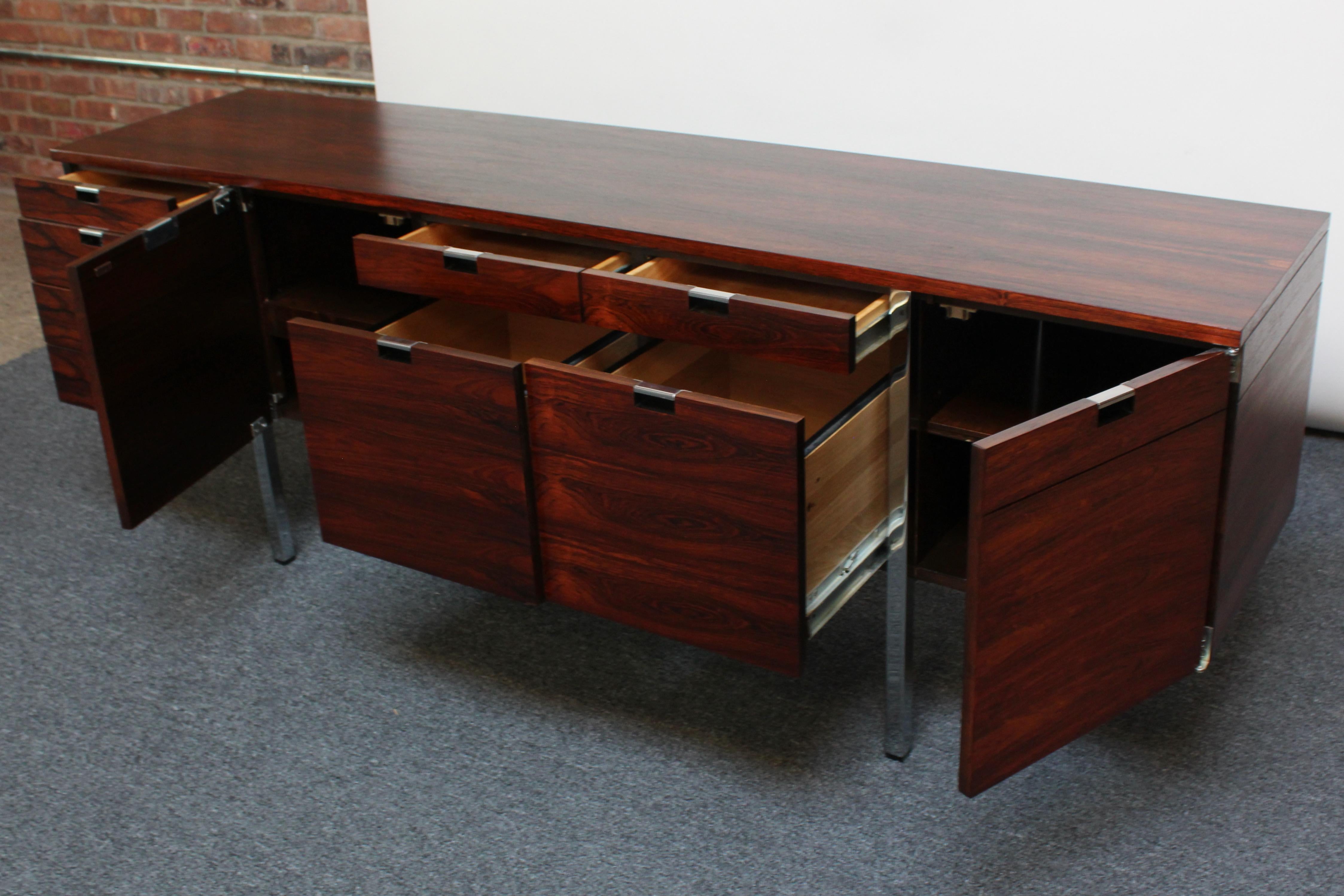Roger Sprunger for Dunbar Rosewood and Chrome Credenza  In Good Condition In Brooklyn, NY