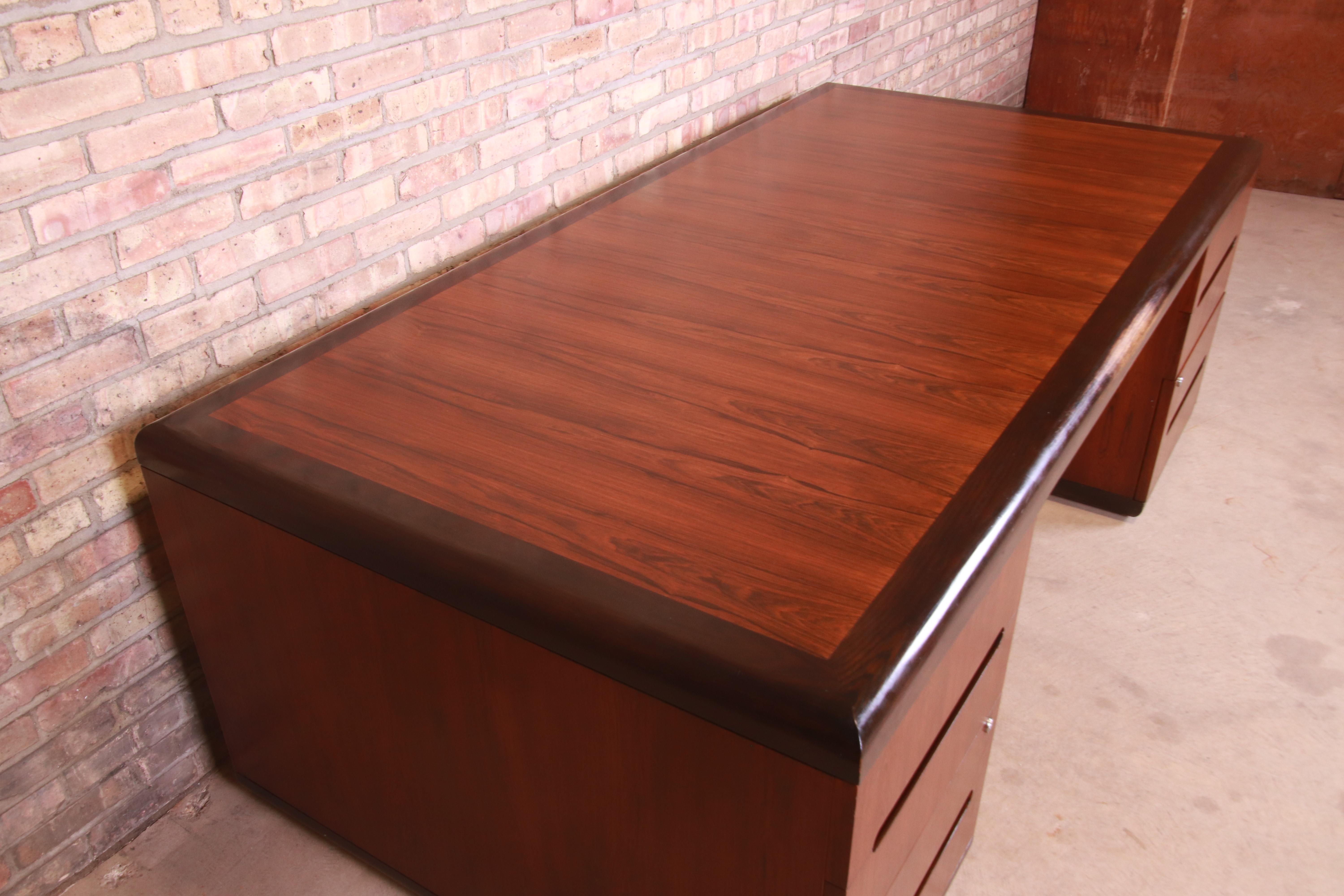 Late 20th Century Roger Spunger for Dunbar Rosewood Executive Desk, 1970s