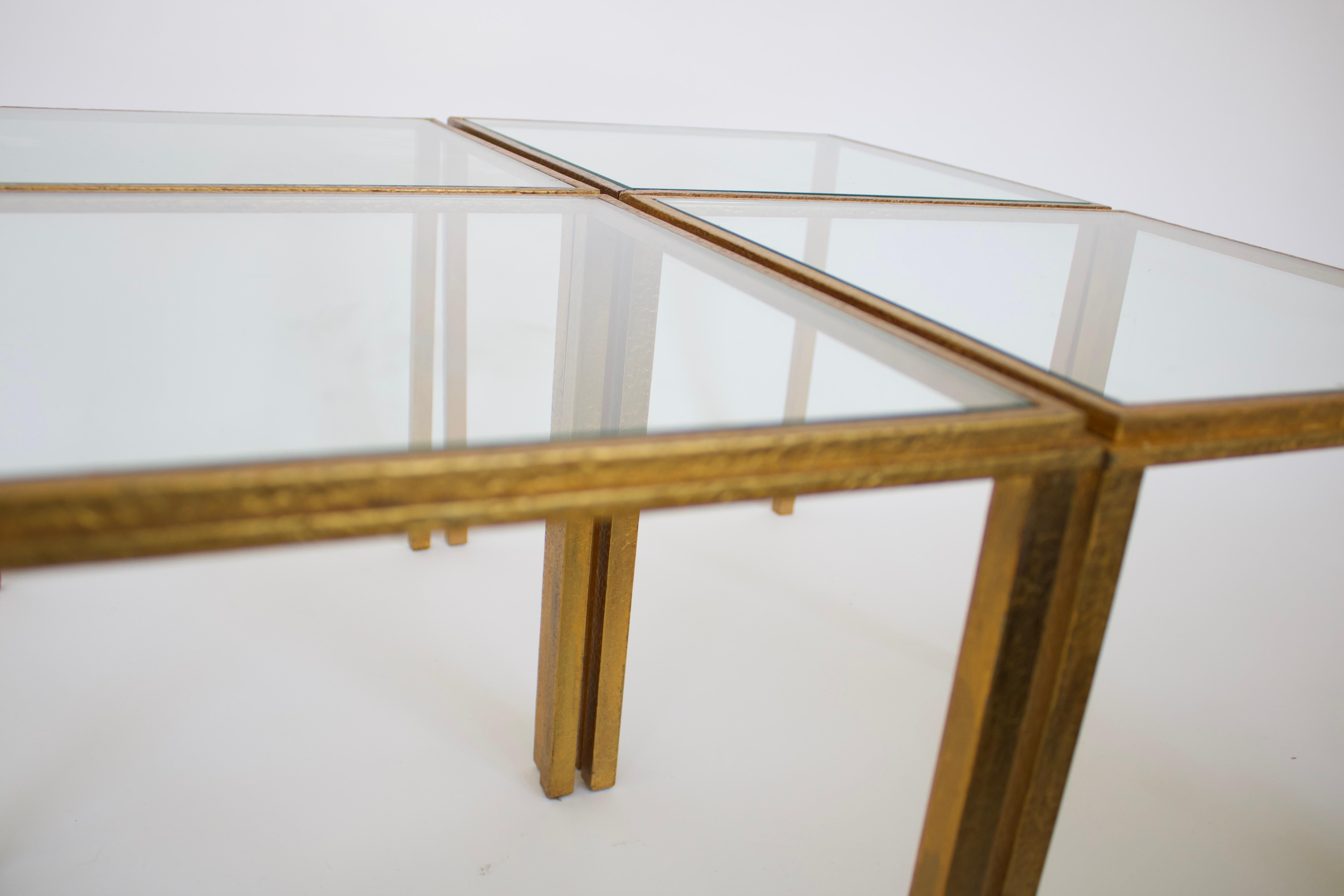 Tables d'appoint ou table basses en fer doré français Roger Thibier en vente 5