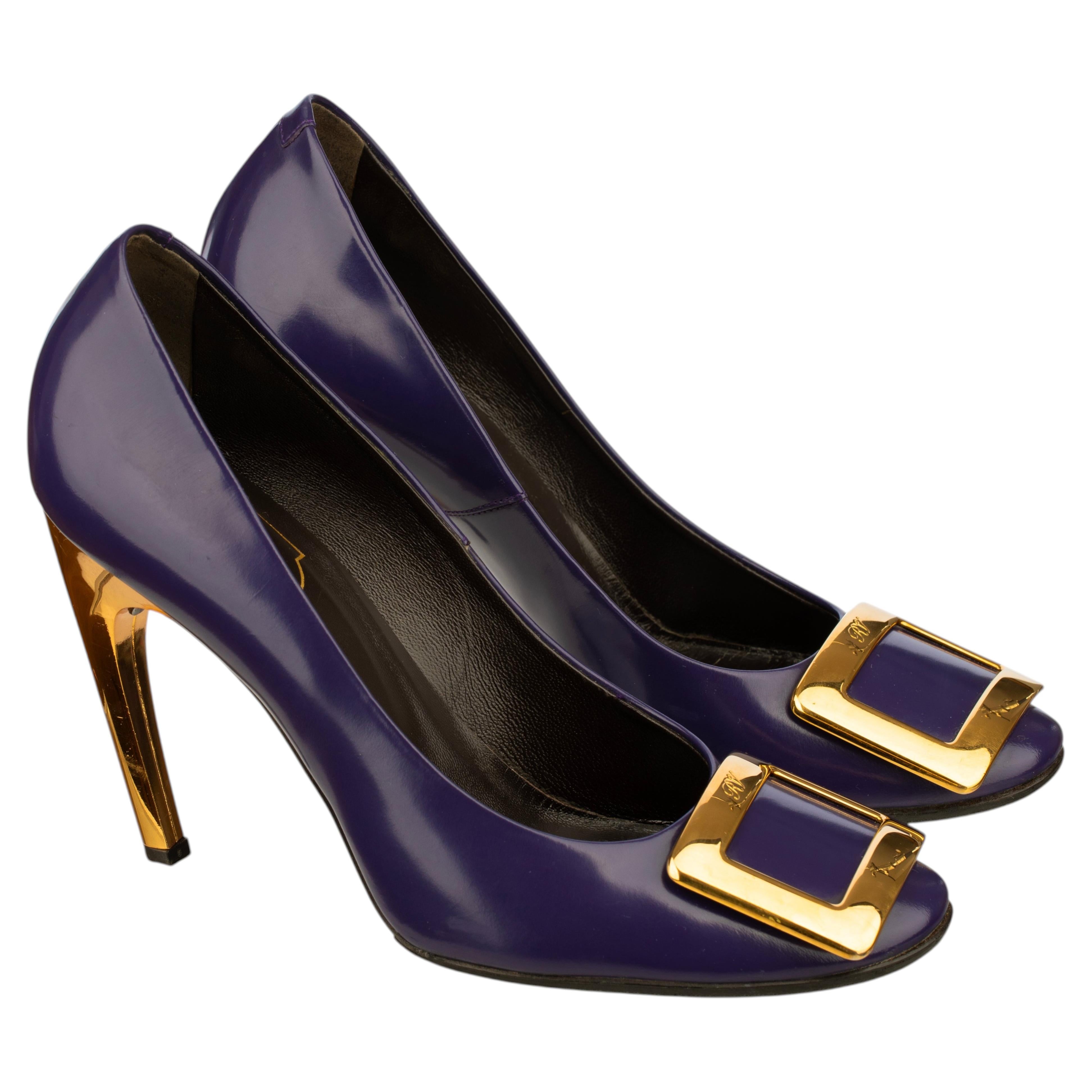 Roger Vivier Aubergine Patent Leather Heels with Gold Details - Size  36 IT