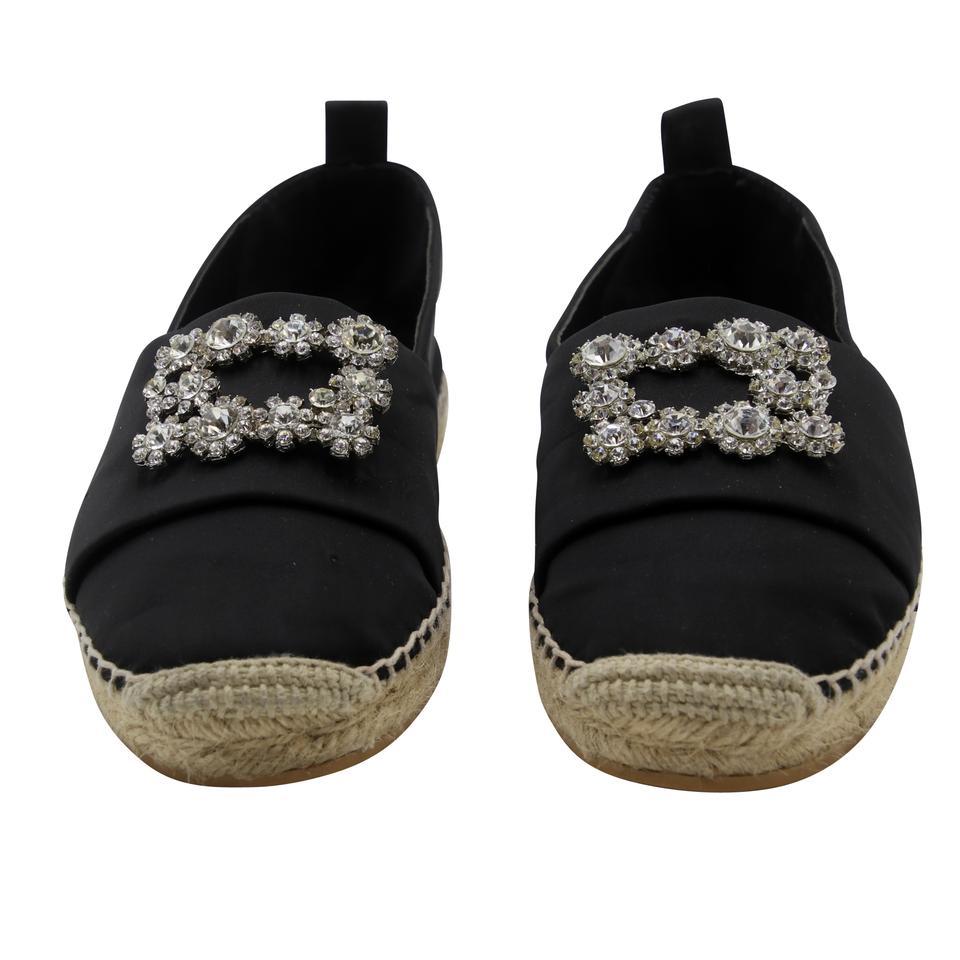 Roger Vivier Big Rhinestone Buckle 38 Canvas Ballerina Flats RV-0228N-0058

These a complete attention grabber made by the famous Roger Vivier Espadrille Flats can enhance any style. These highly sought after espadrilles are a must have for any