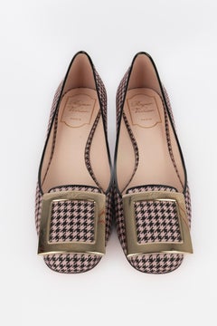 Roger Vivier black and pink shoes