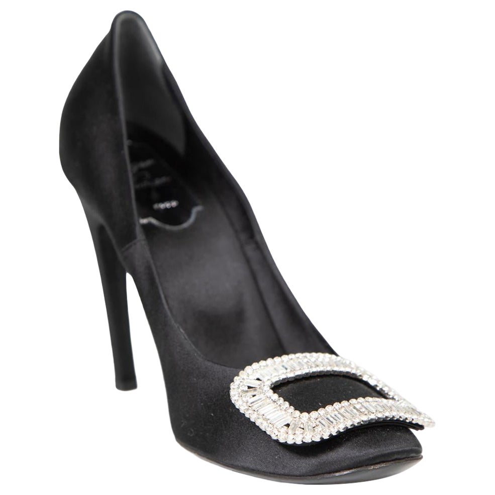 Roger Vivier Black Crystal Buckle Pumps Size IT 38 For Sale