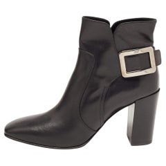 Roger Vivier Black Leather Ankle Length Boots Size 40.5
