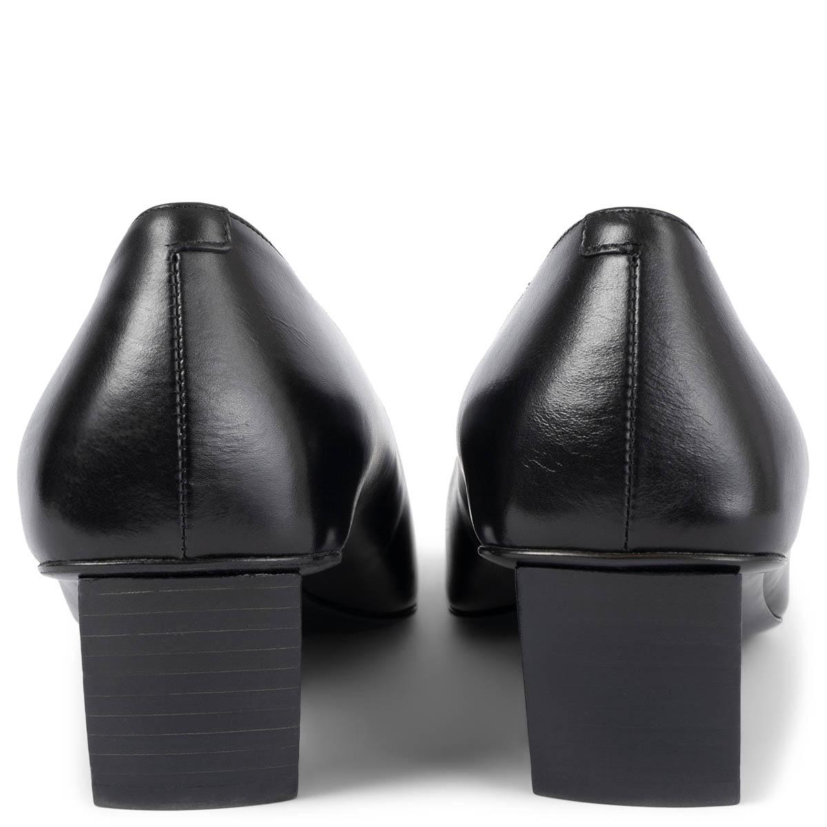 ROGER VIVIER black leather DECOLETTE BELLE VIVIER Pumps Shoes 38.5 fit 39.5 In New Condition For Sale In Zürich, CH
