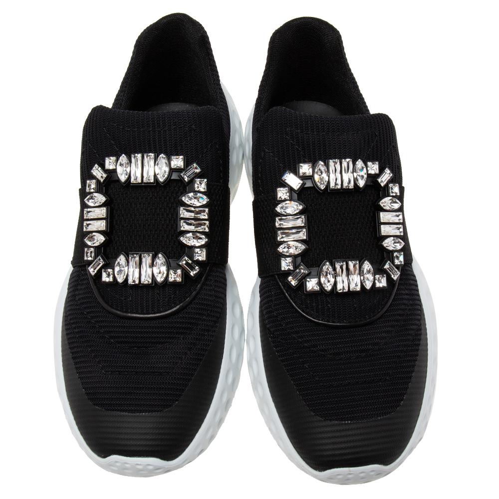 Roger Vivier Black Nylon Viv Run Light Strass Buckle Sneakers Size 38.5 In New Condition In Dubai, Al Qouz 2