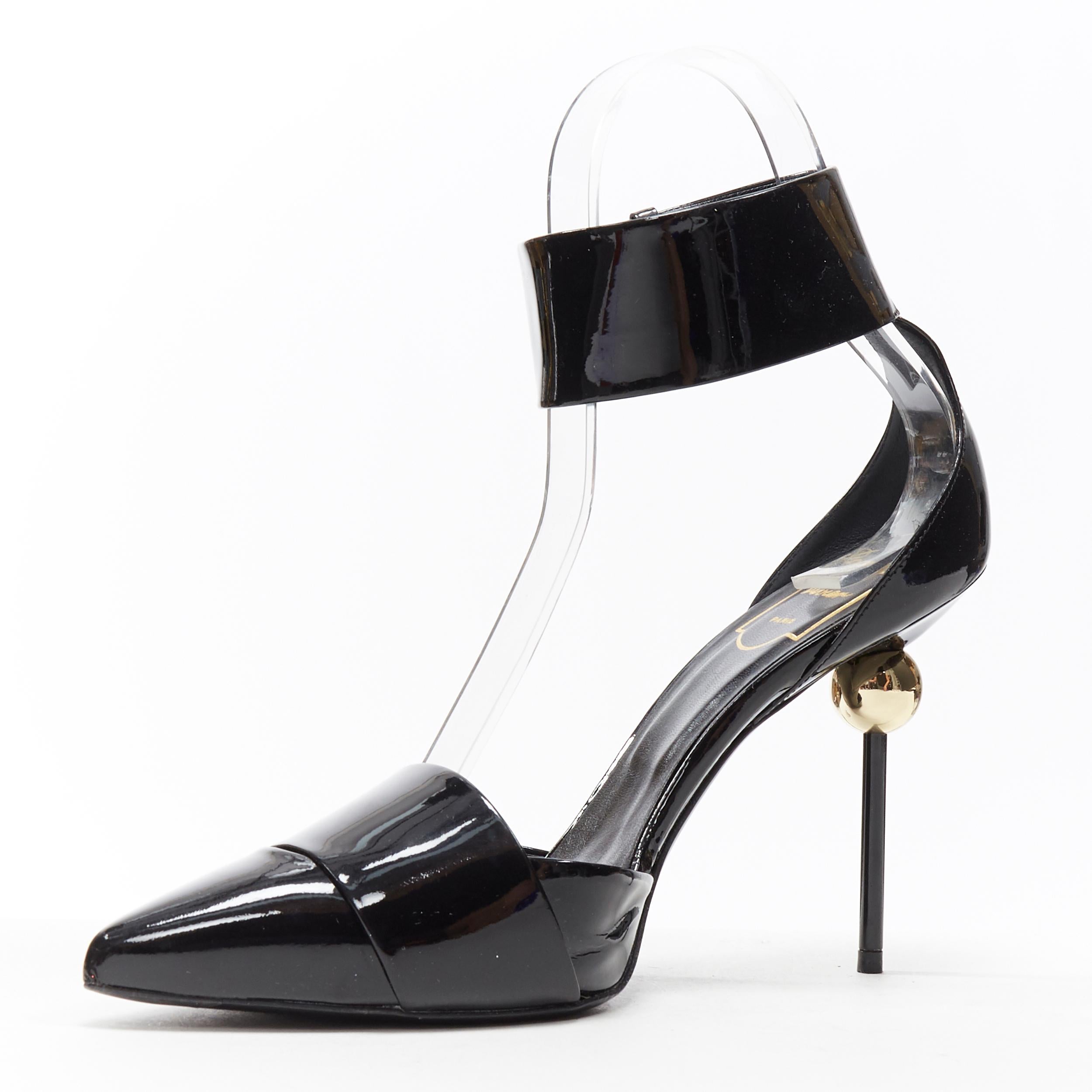 ROGER VIVIER negro charol oro perla tacón alto correa de tobillo bomba dorsay EU37.5 en Excelente Estado en Hong Kong, NT