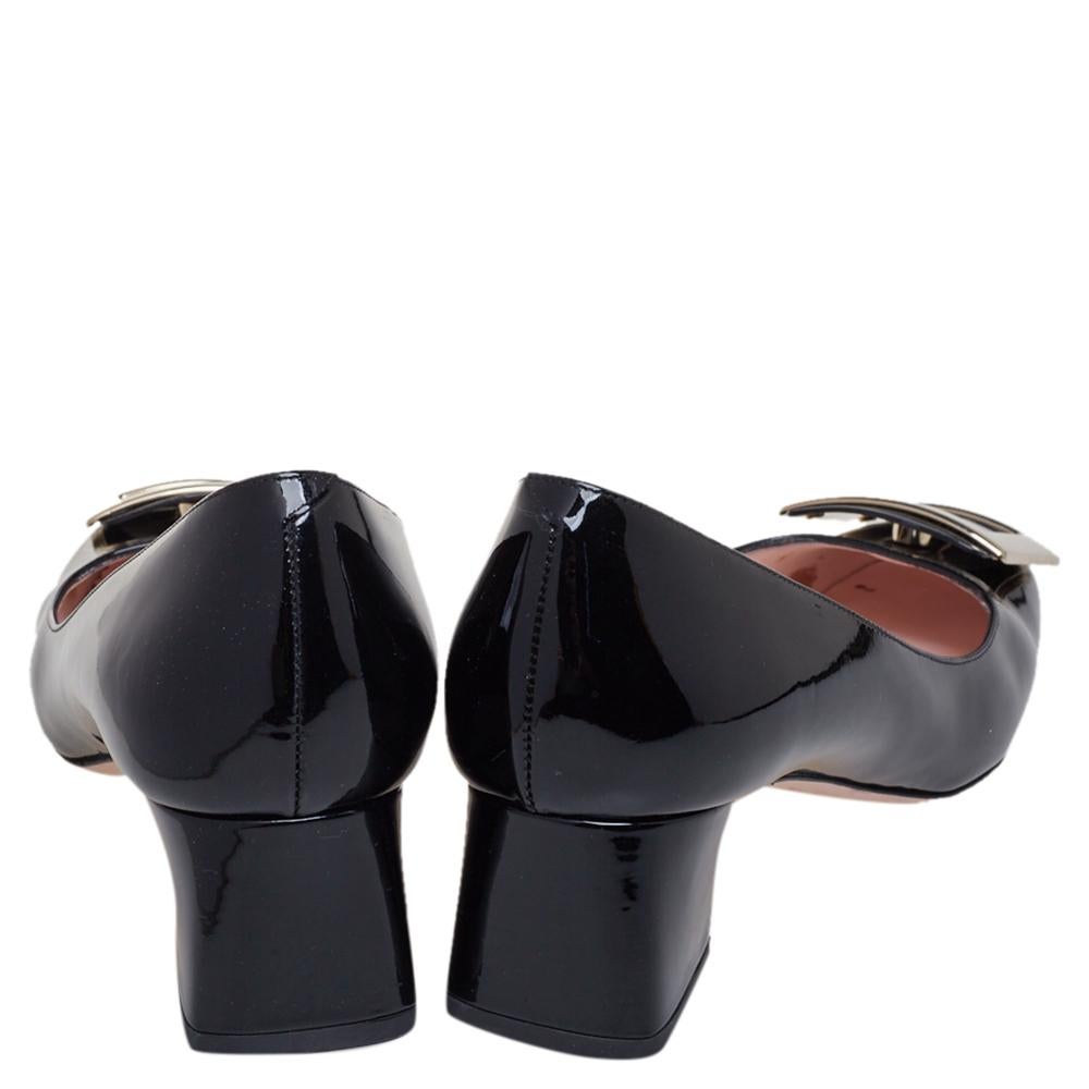 Roger Vivier Black Patent Leather Très Vivier Pumps Size 39.5 In Good Condition In Dubai, Al Qouz 2