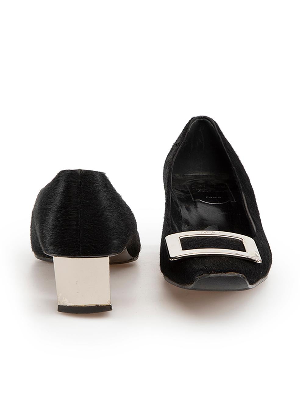 Roger Vivier Black Pony Hair Buckle Detail Pumps Size IT 38 In Good Condition For Sale In London, GB