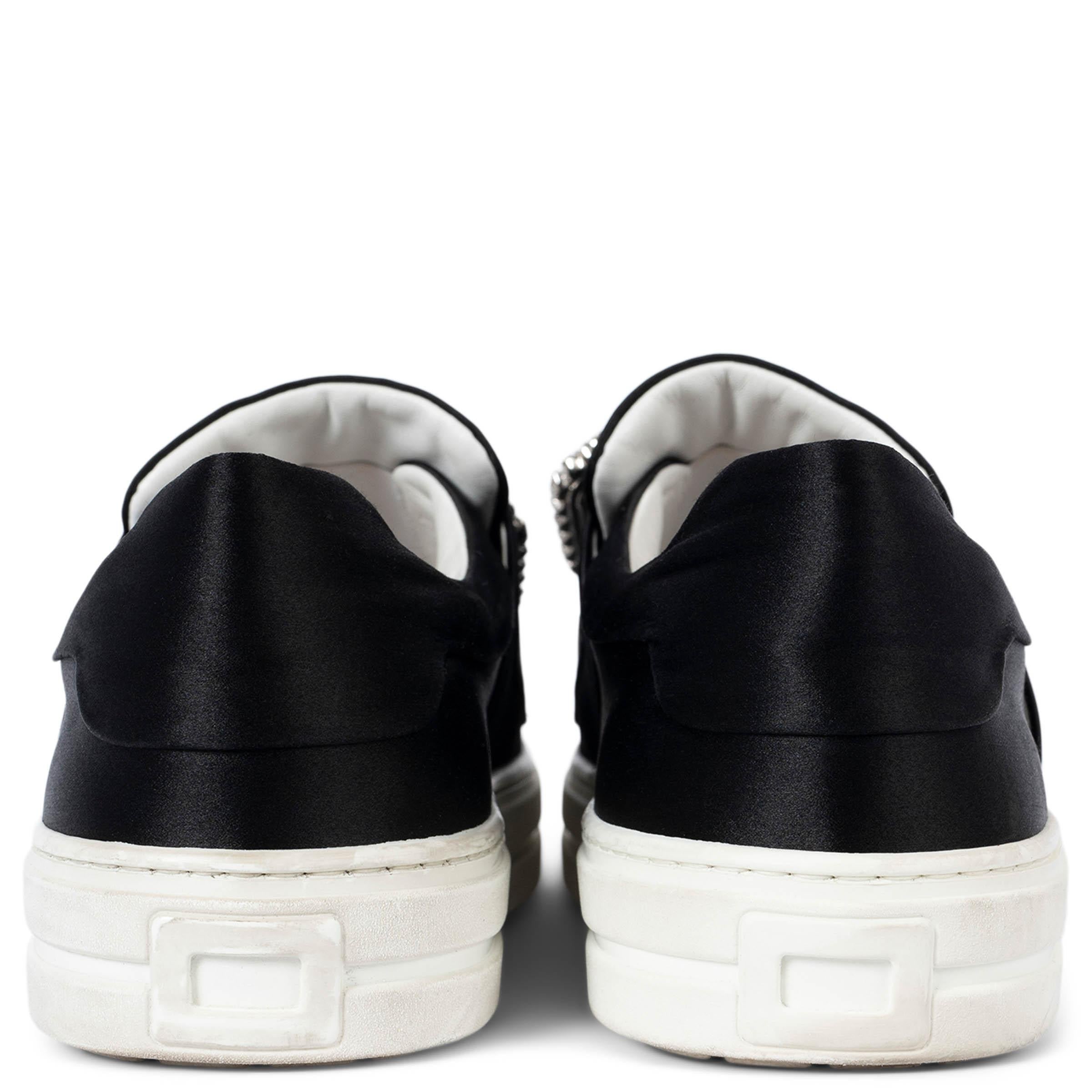 ROGER VIVIER black satin 2016 SNEAKY VIV CRYSTAL Sneakers Shoes 37.5 fit 38 In Excellent Condition For Sale In Zürich, CH