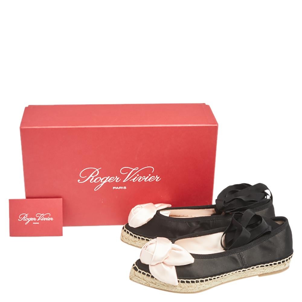 Roger Vivier Raso Nero Dettaglio Rosa Allacciate Ballerine Espadrille Taglia 34 4