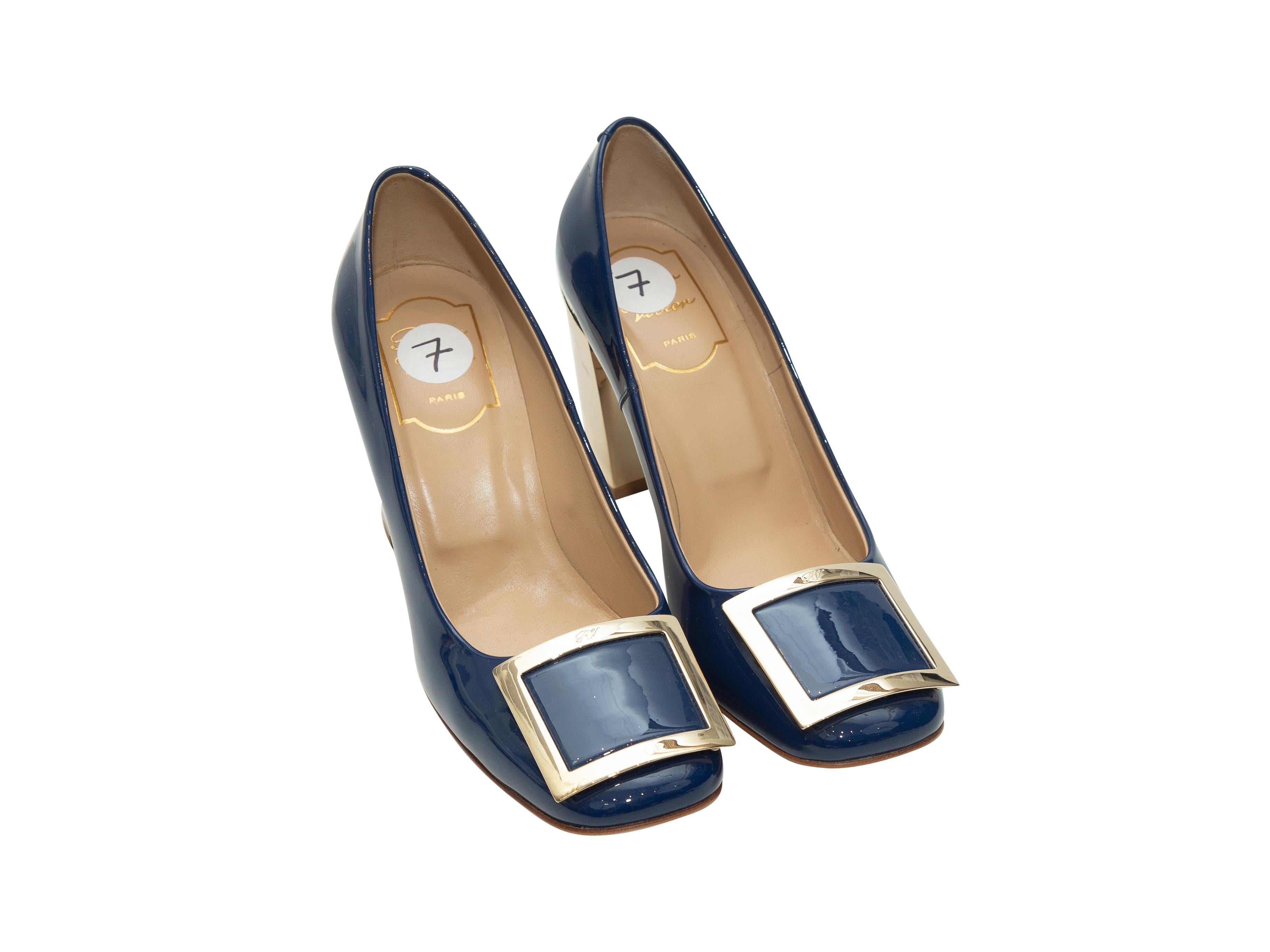 Roger Vivier Blue Patent Leather Buckle Pumps In Excellent Condition In New York, NY