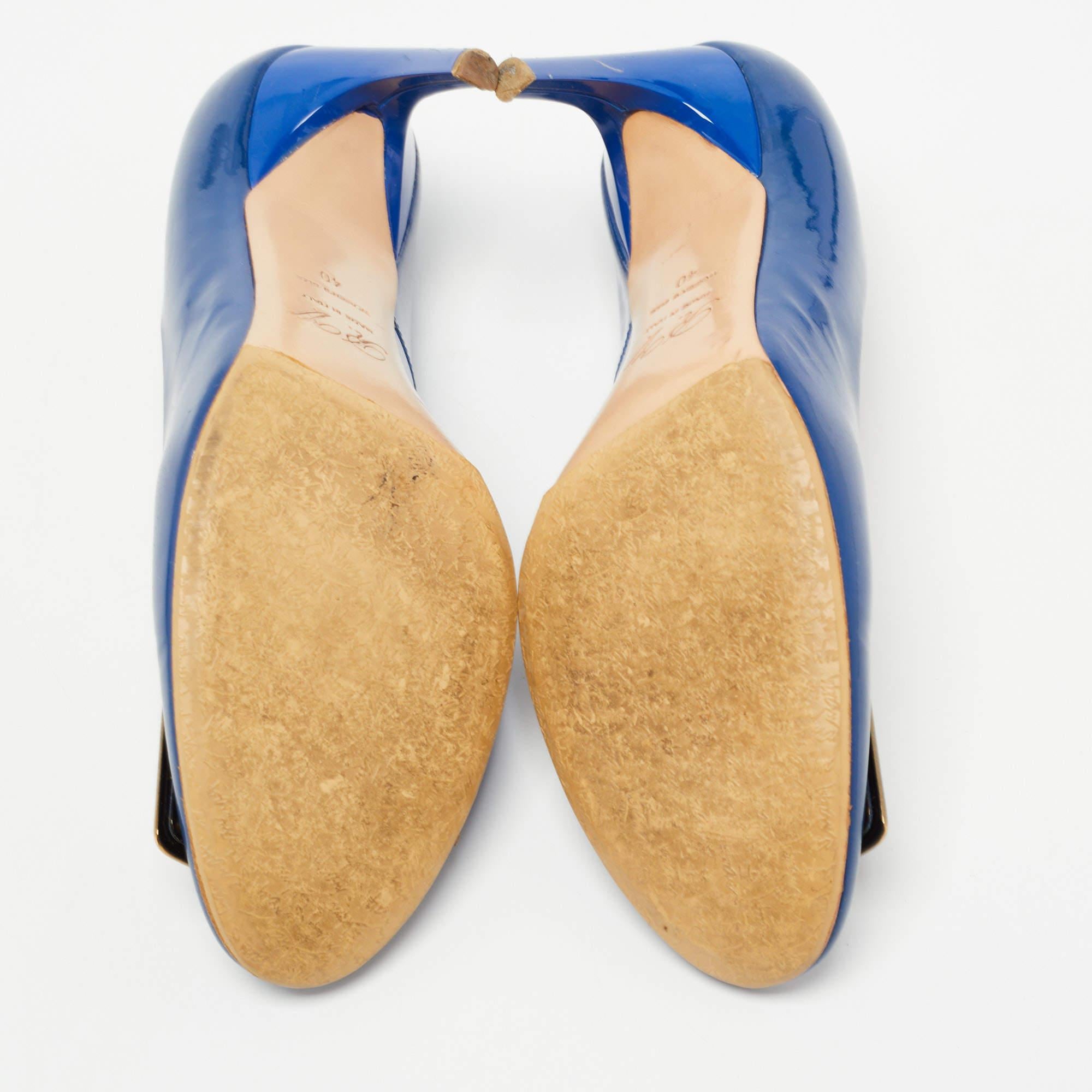 Roger Vivier Blue Patent Trompette Pumps Size 40 For Sale 2