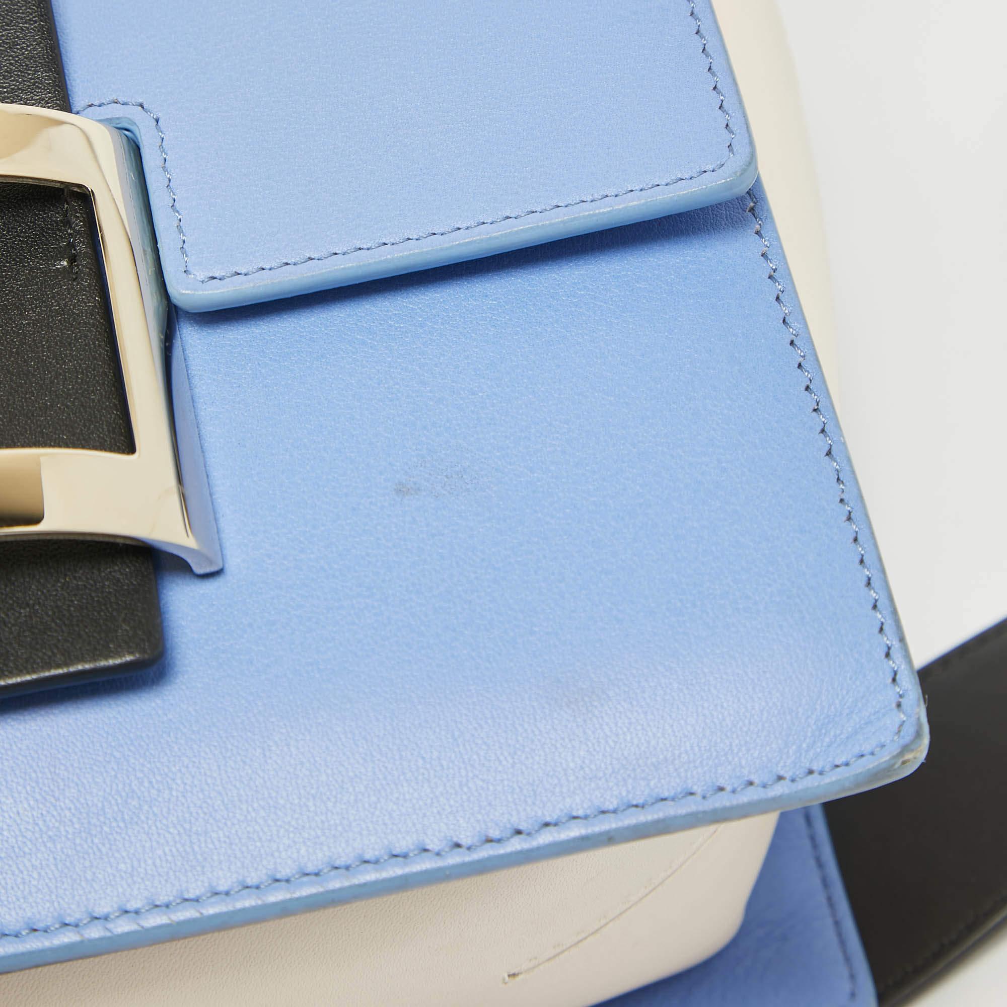 Roger Vivier Blue/White Leather Flap Shoulder Bag For Sale 2