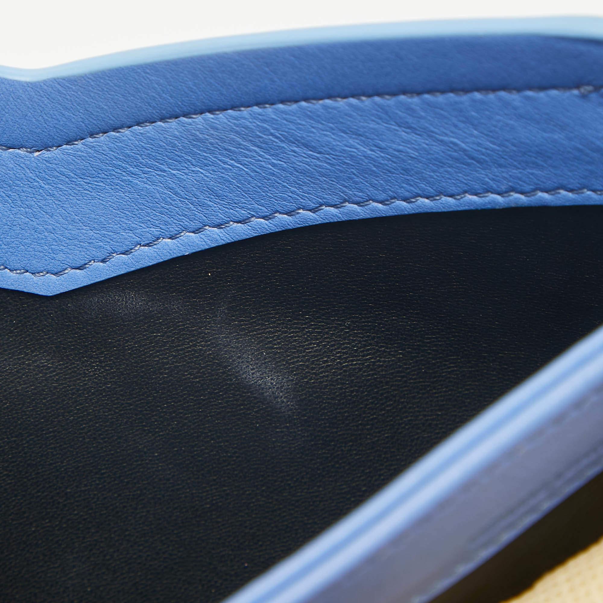 Roger Vivier Blue/White Leather Flap Shoulder Bag For Sale 5