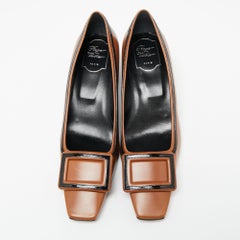 Roger Vivier Braune Pumps mit Lederschnalle und Blockabsatz Größe 39