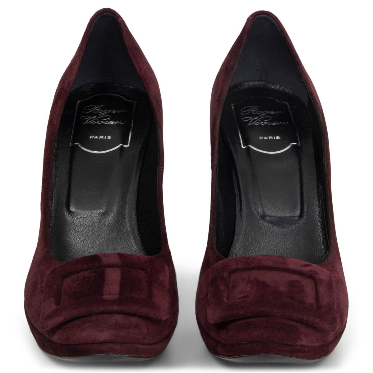 100% authentic Roger Vivier platform pumps in burgundy suede leather embellished with classic signature buckle. Have been worn and are in excellent condition. 

Measurements
Imprinted Size	38
Shoe Size	38
Inside Sole	25.5cm (9.9in)
Width	7.5cm