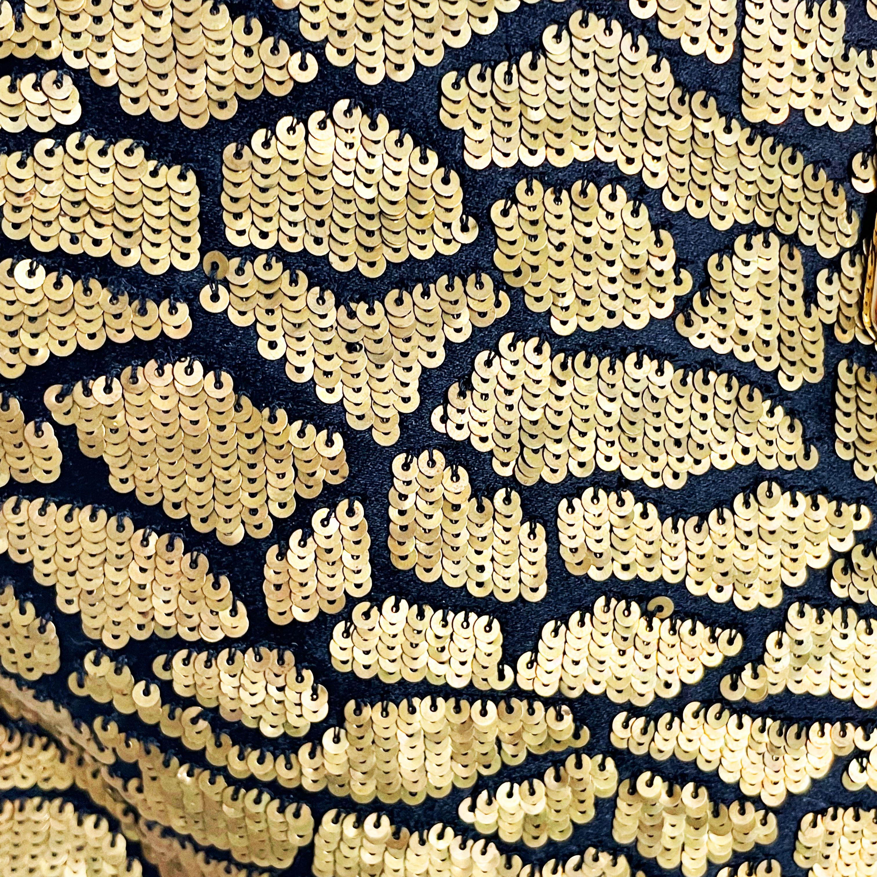 Roger Vivier Clutch Crossbody Evening Bag Gold Sequins Black Satin Embellished For Sale 1