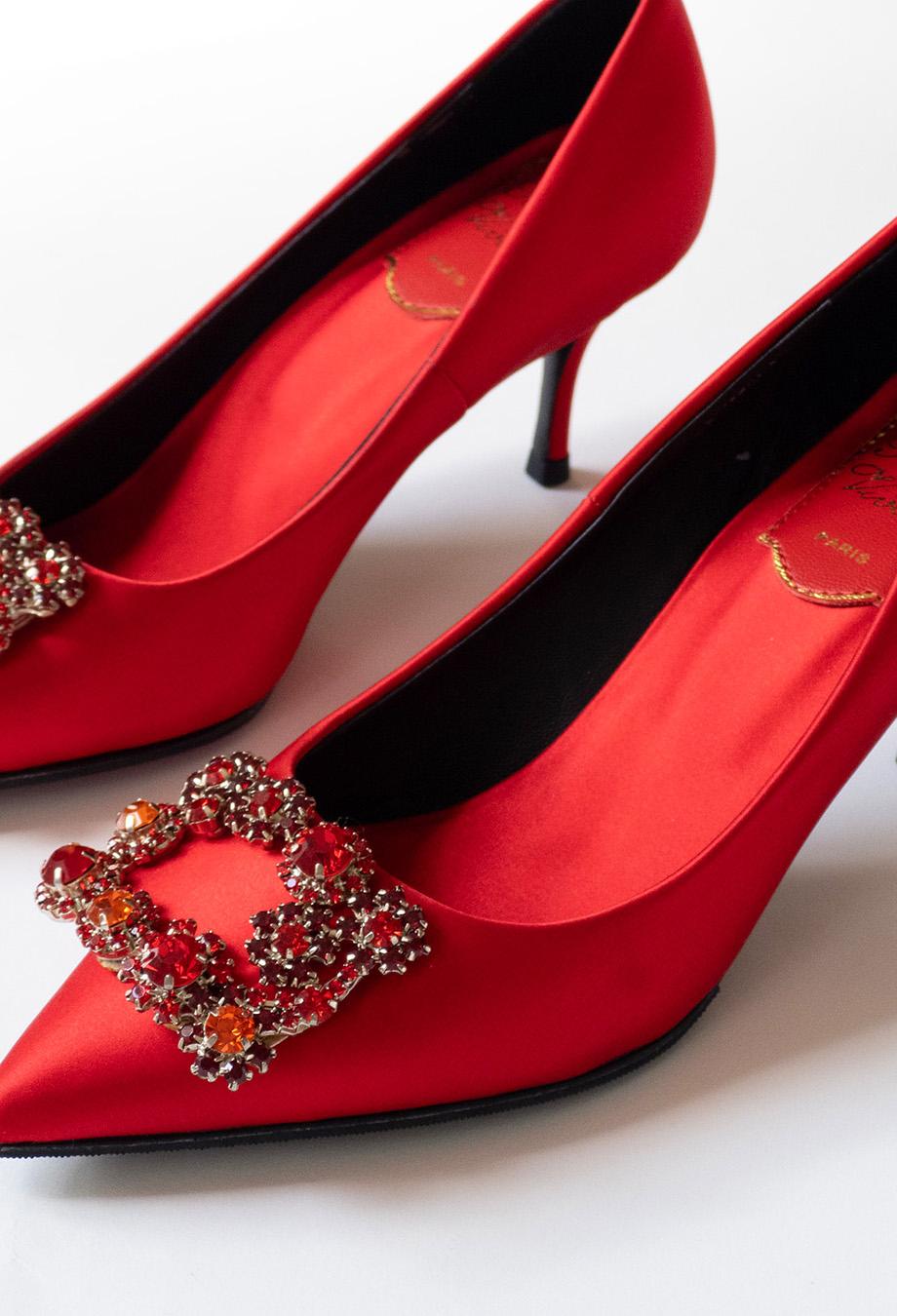 Roger Vivier Efflorescence Pumps in Red Satin Sz 36 In Good Condition For Sale In Melbourne, VIC