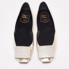 Roger Vivier Gold Leather Crystal Embellishment Ballet Flats Size 37
