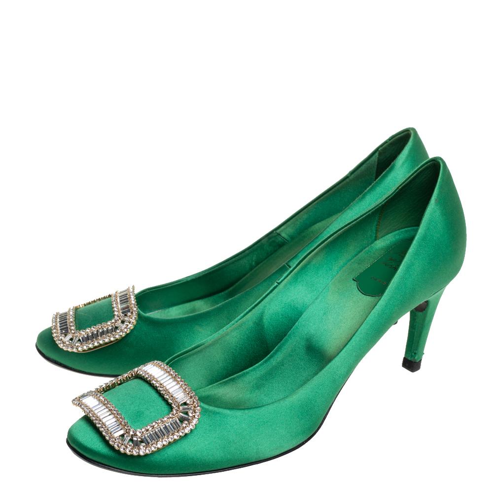 roger vivier green heels