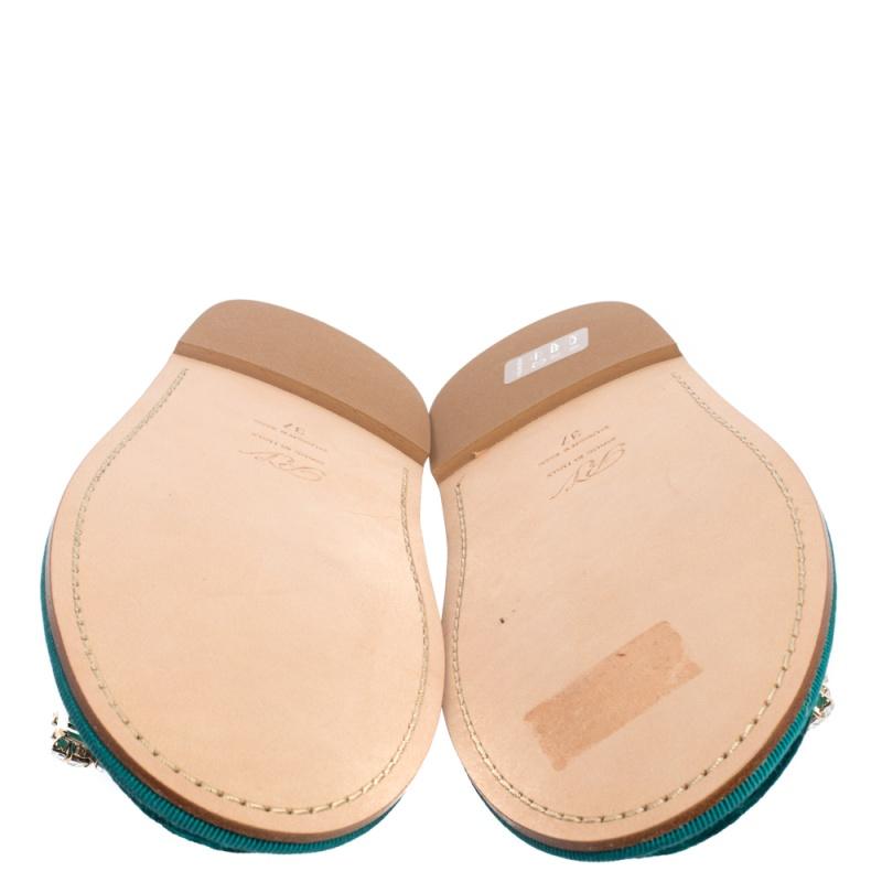 Roger Vivier Green Velvet Hotel Vivier Crystal-Embellished Flat Slippers Size 37 2