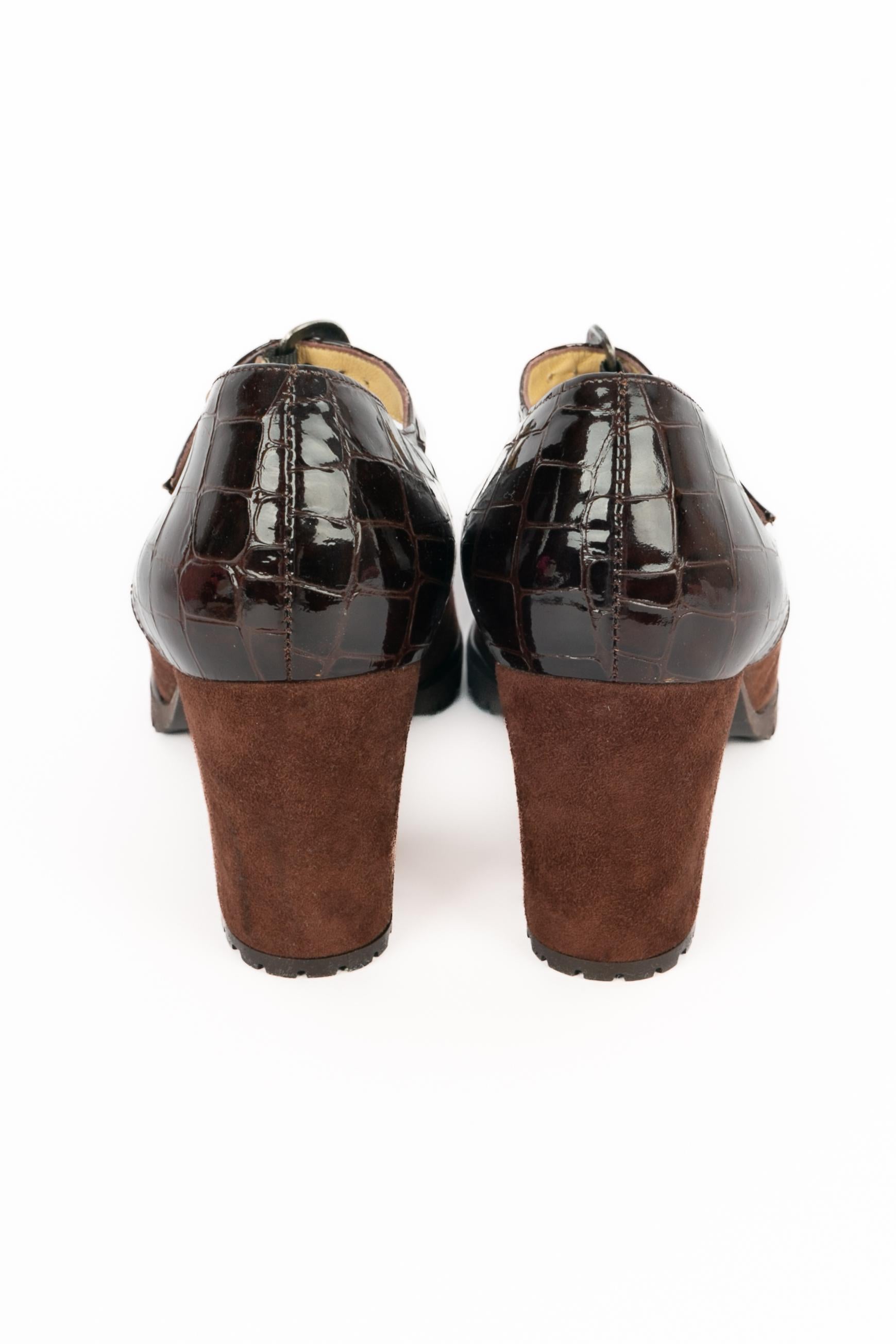 Roger Vivier leather shoes en Excelente estado para la venta en SAINT-OUEN-SUR-SEINE, FR