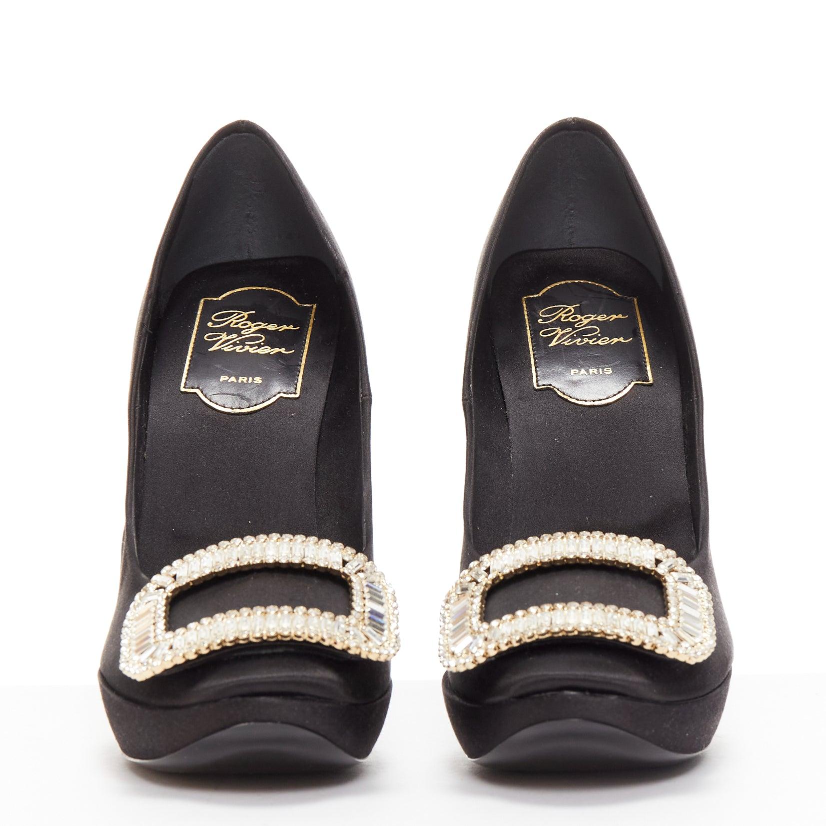 ROGER VIVIER Chaussures compensées Limelight noires satin argentées avec boucle en cristal EU35,5 Bon état - En vente à Hong Kong, NT