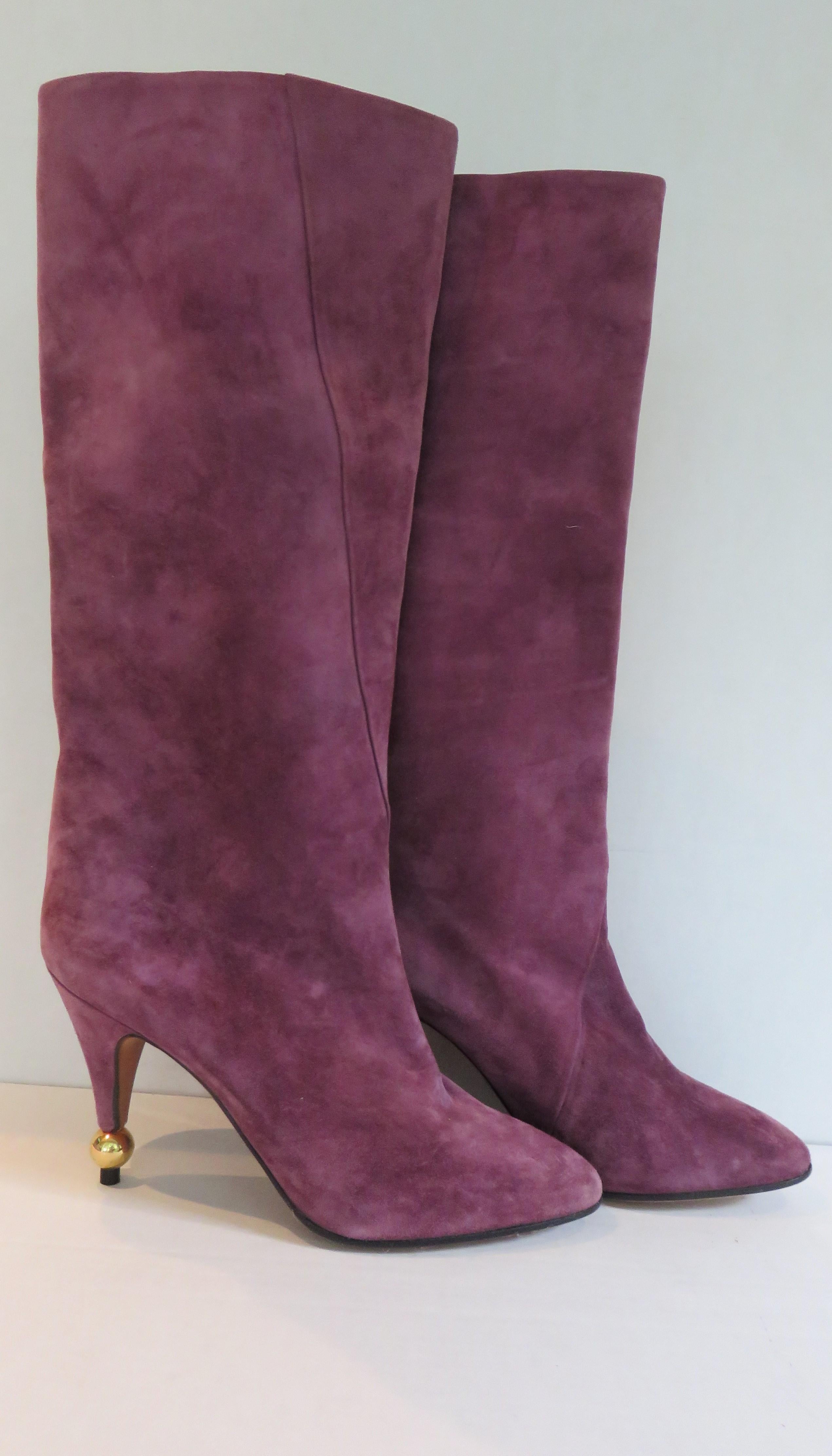 Roger Vivier New Vintage 1980s Suede Ball Heel Boots In Excellent Condition In Water Mill, NY