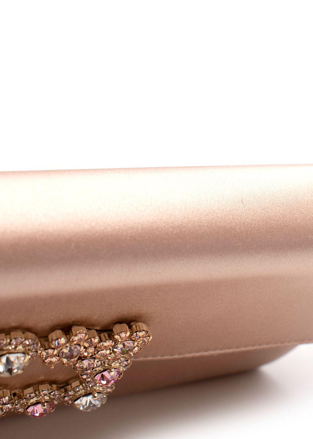 Roger Vivier Nude-Pink Satin Flower Strass Chain Clutch For Sale 5