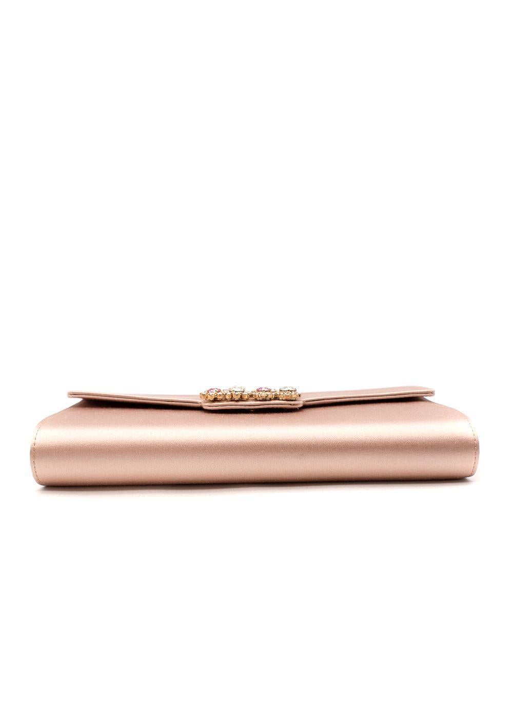 Women's Roger Vivier Nude-Pink Satin Flower Strass Chain Clutch For Sale