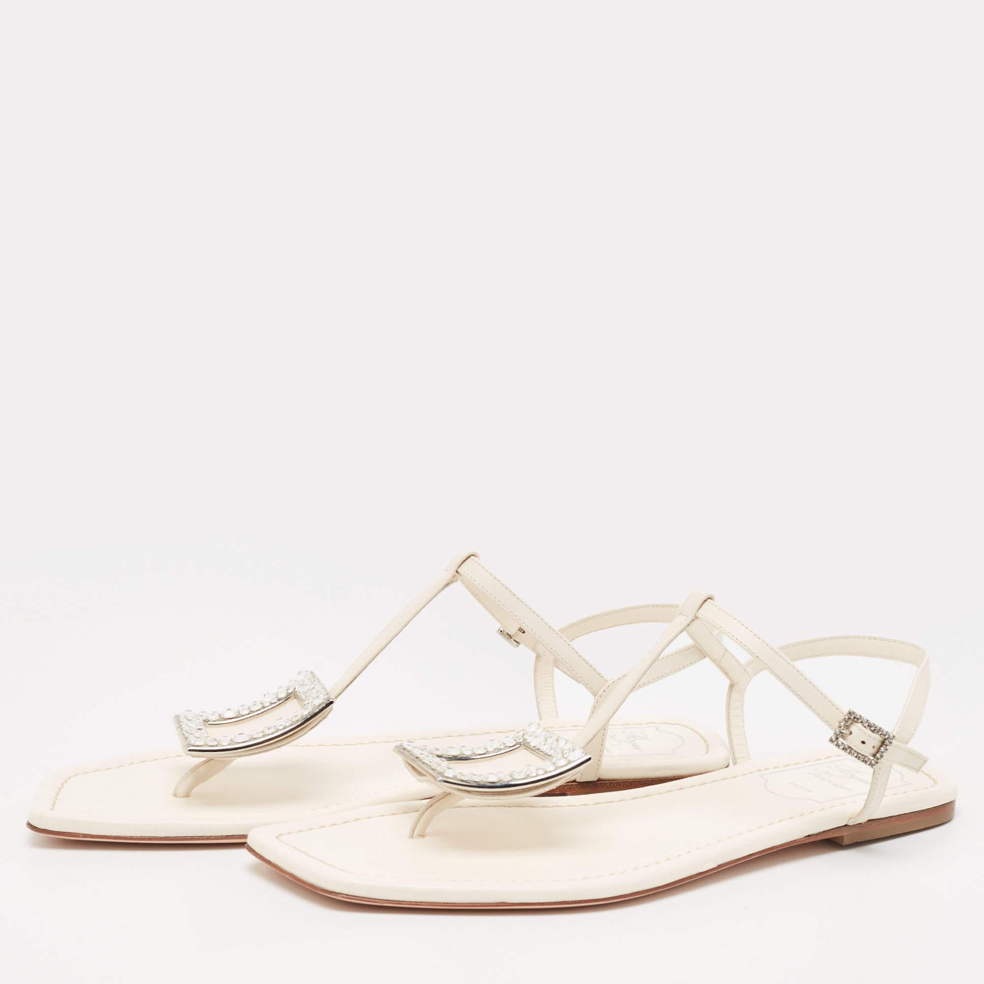 Women's Roger Vivier Off White Leather Crystal Embellished Flat Thong Sandals Size 39