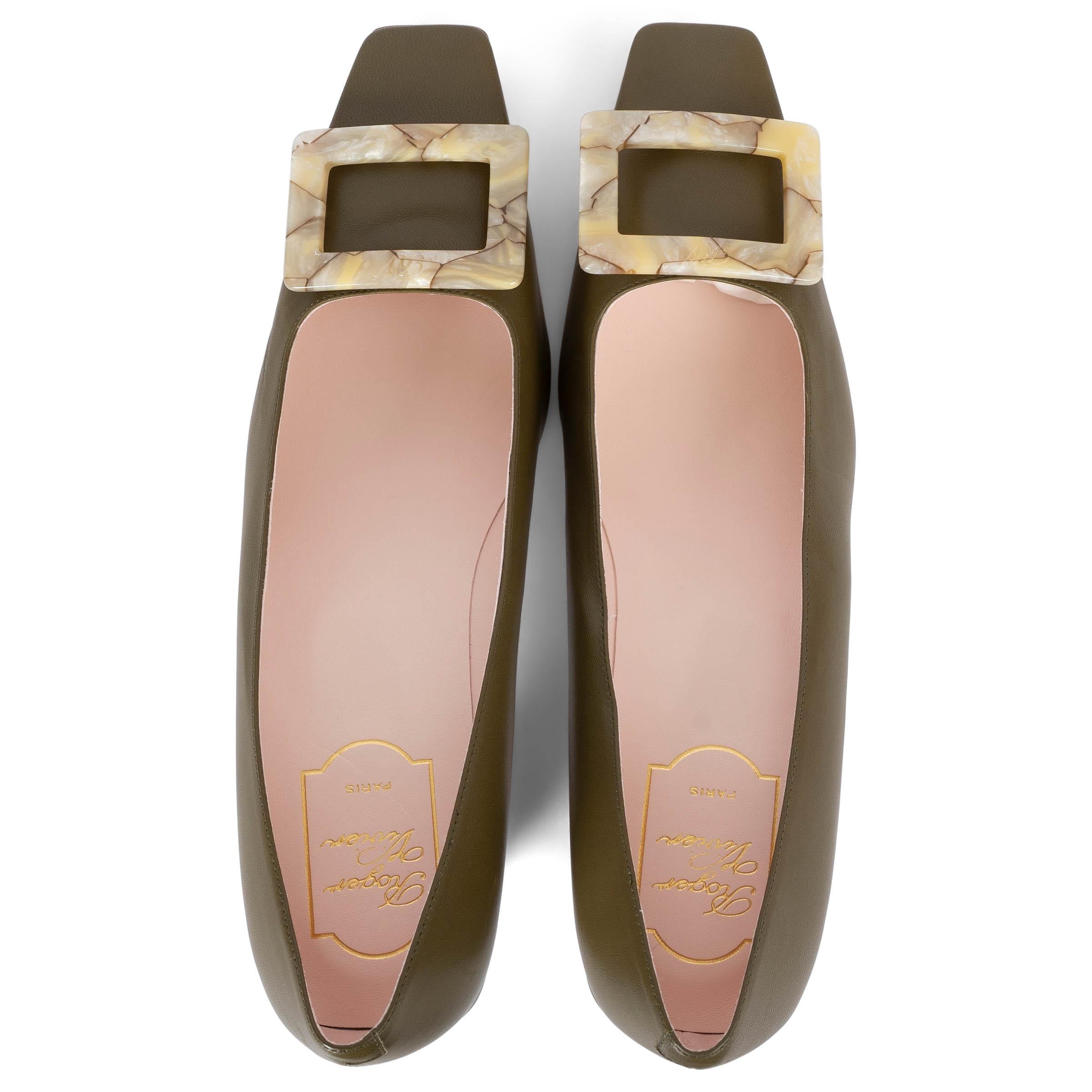 De las mujeres ROGER VIVIER cuero verde oliva BELLE VIVIER BUCKLE Bombas Zapatos 39.5 en venta