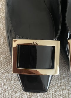 Roger Vivier Paris Pumps Black Patent Leather with Golden Buckle size 42