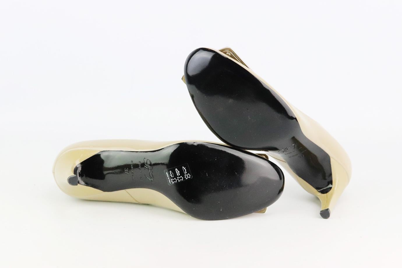 Roger Vivier Patent Leather Pumps EU 37 UK 4 US 7  In Excellent Condition In London, GB
